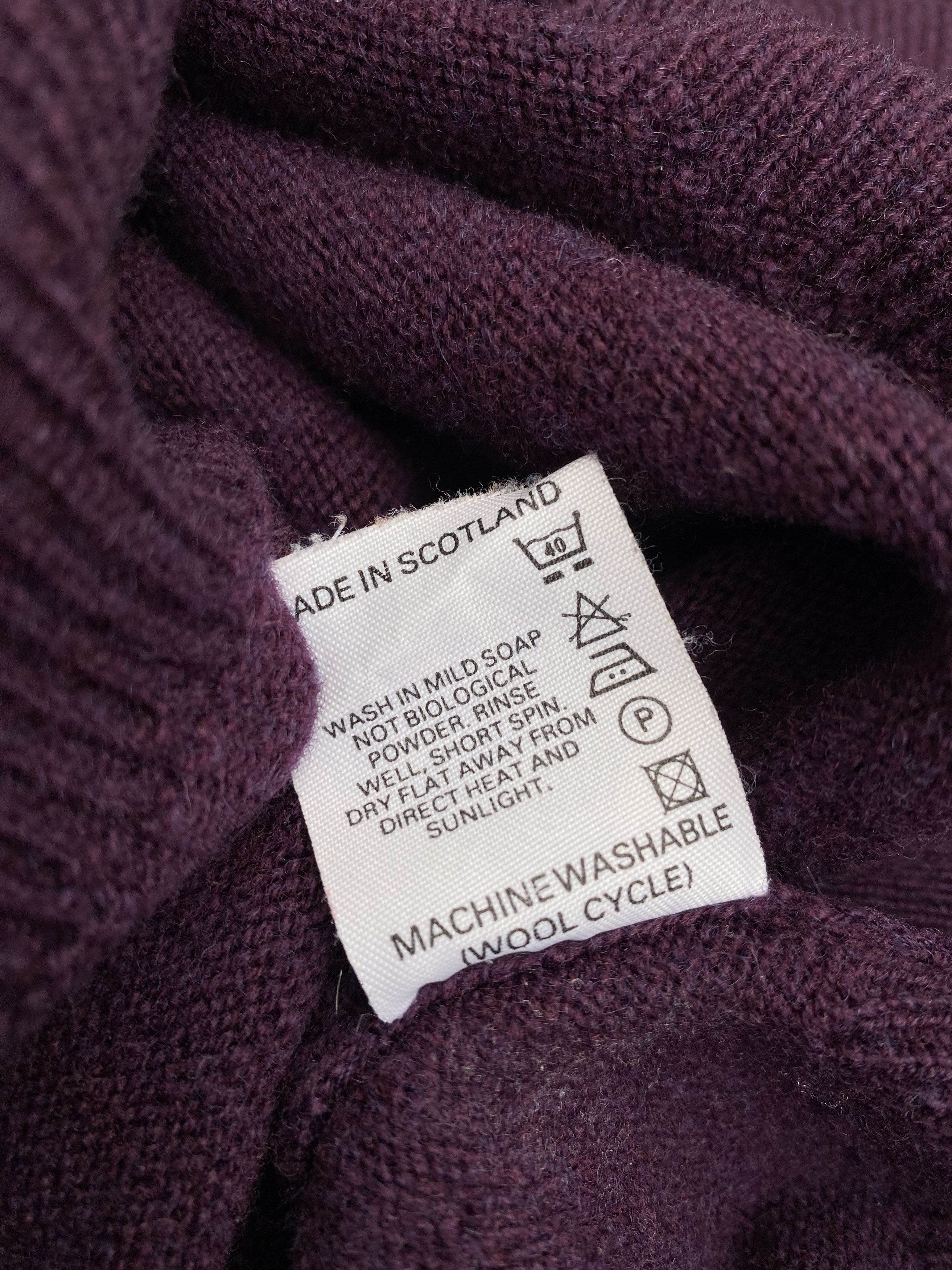 Burberry × Vintage Vintage Burberry V Neck Sweater Size US L / EU 52-54 / 3 - 7 Thumbnail