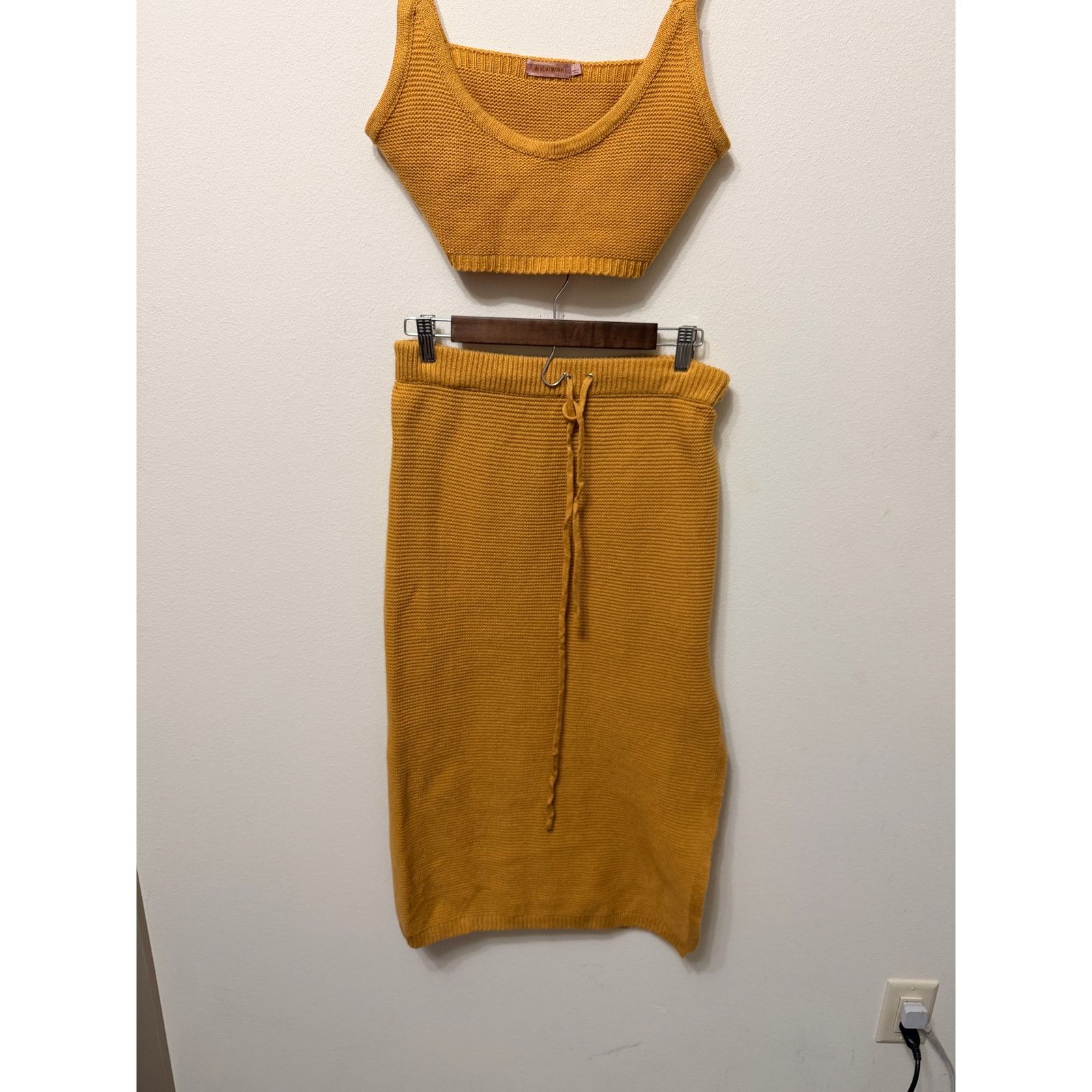 Asos Preloved Skylar Rose 2-Piece Knit Matching Set - Sz L Size L / US 10 / IT 46 - 1 Thumbnail