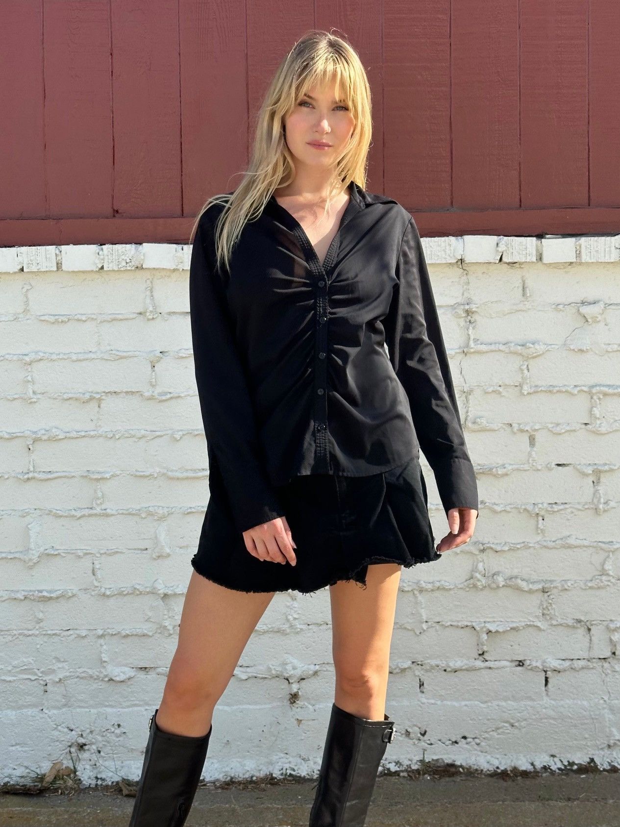 Vintage New York & Company Black Button Up Blouse with Cinched Waist Size S / US 4 / IT 40 - 1 Thumbnail