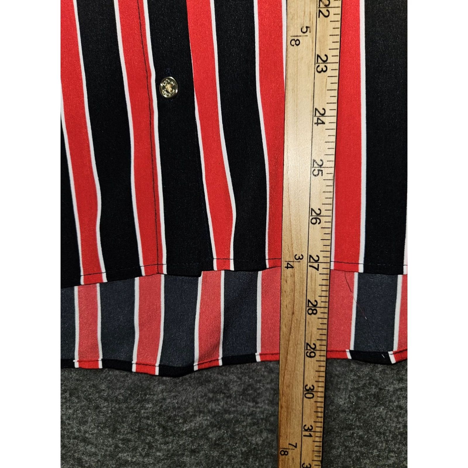 Tommy Hilfiger Tommy Hilfiger Shirt Women's Medium Red Striped Button-Up Long Sleeve Pocket Size M / US 6-8 / IT 42-44 - 7 Thumbnail