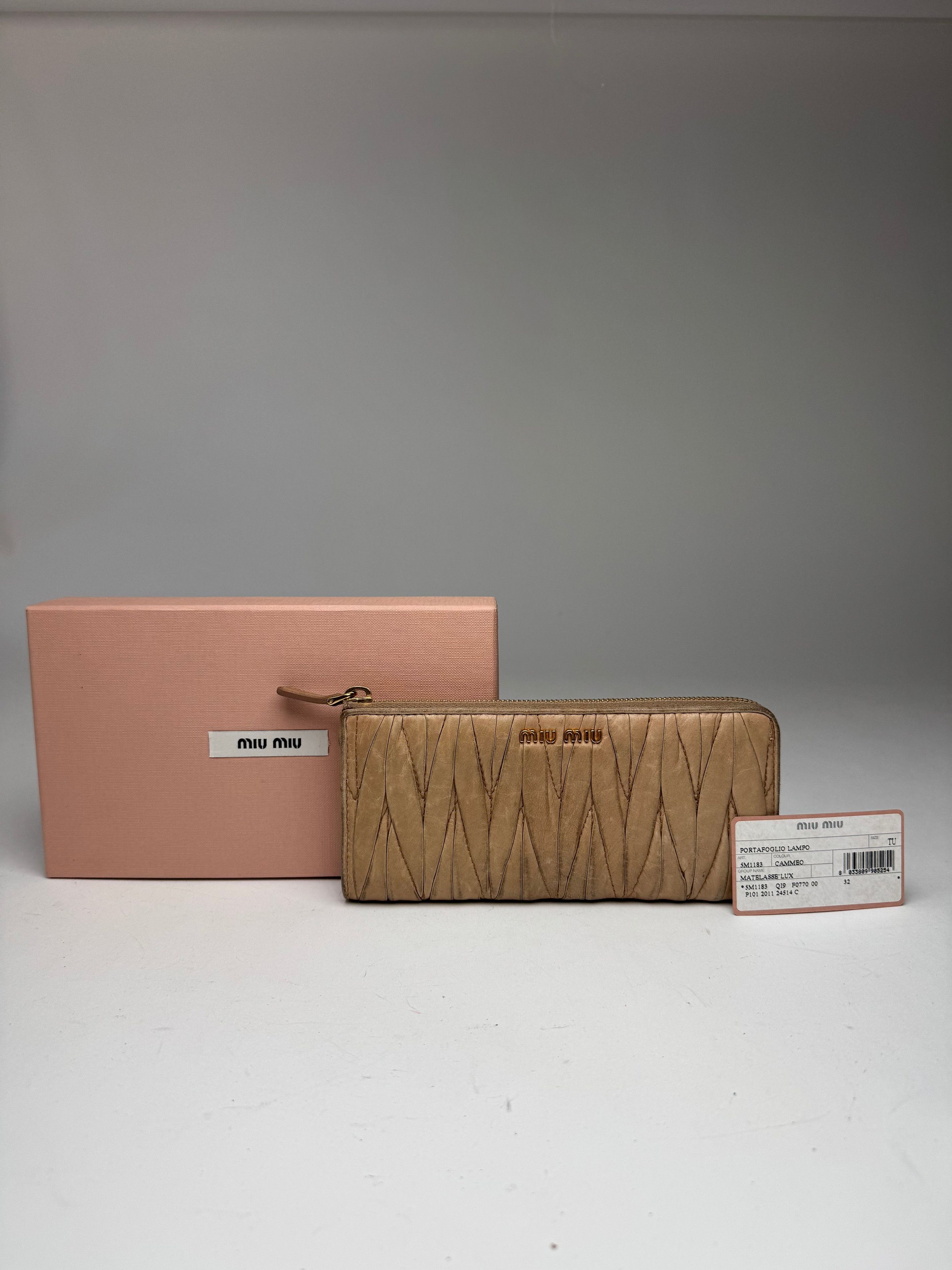 Miu Miu Vintage Metallasse Leather Wallet beige Size ONE SIZE - 1 Thumbnail