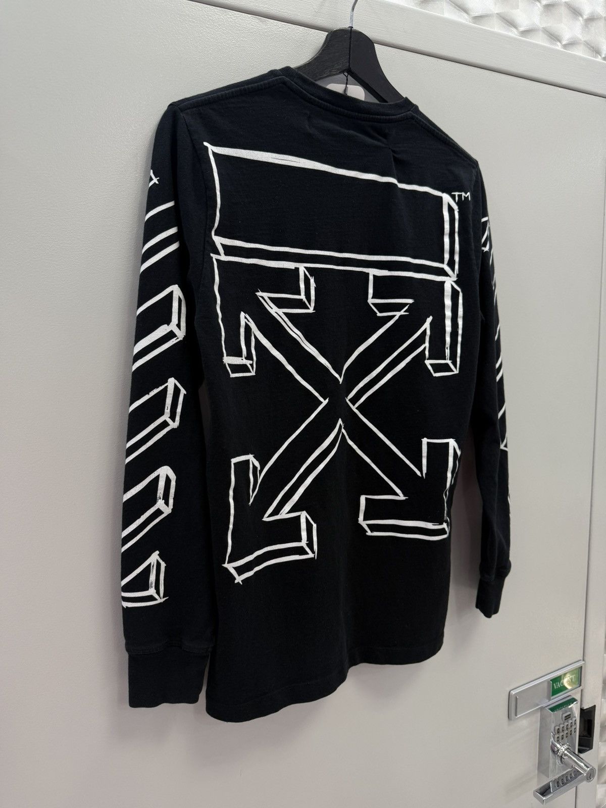Off-White Off-White Arrow Longsleeve Size US S / EU 44-46 / 1 - 5 Thumbnail