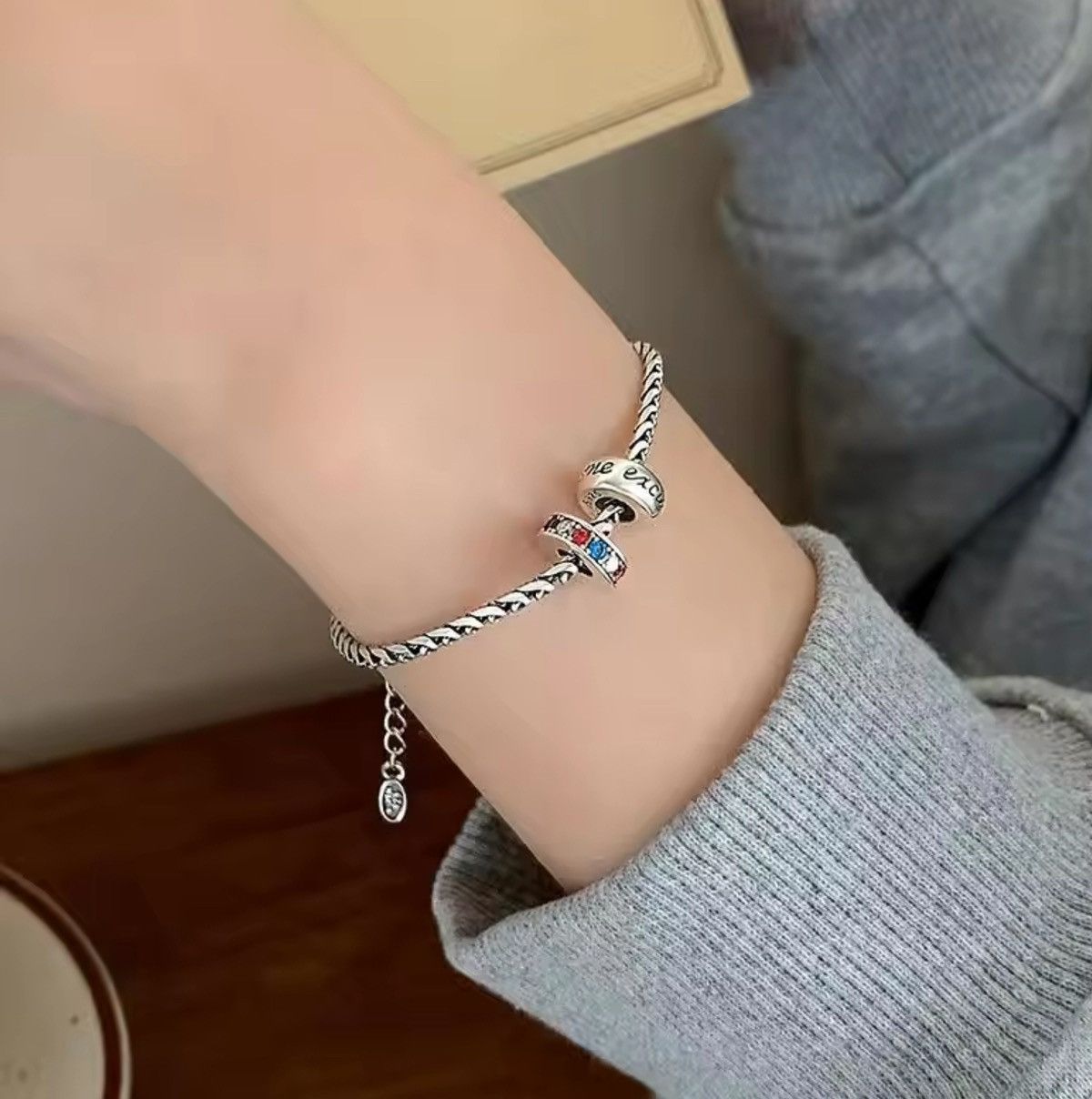 Jewelry Handmade Heart Turn Bead Bangle Bracelet Size ONE SIZE - 4 Thumbnail