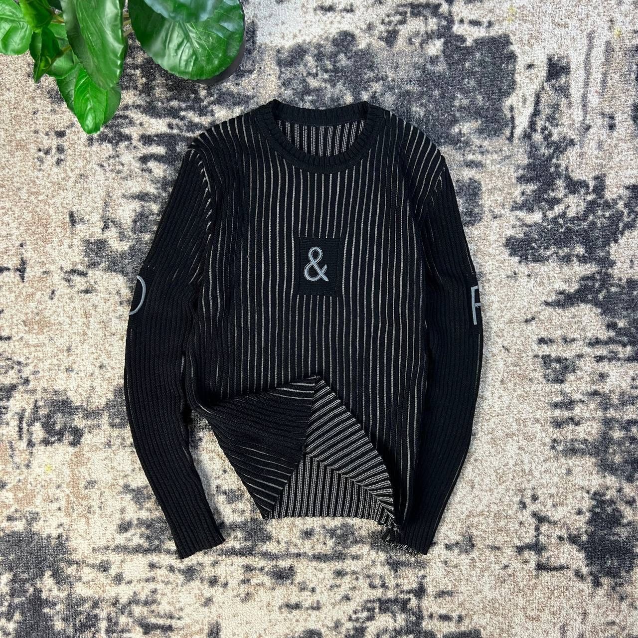 20471120 Avant Garde Y2K Vintage Striped Knit Sweater Size US S / EU 44-46 / 1 - 1 Thumbnail