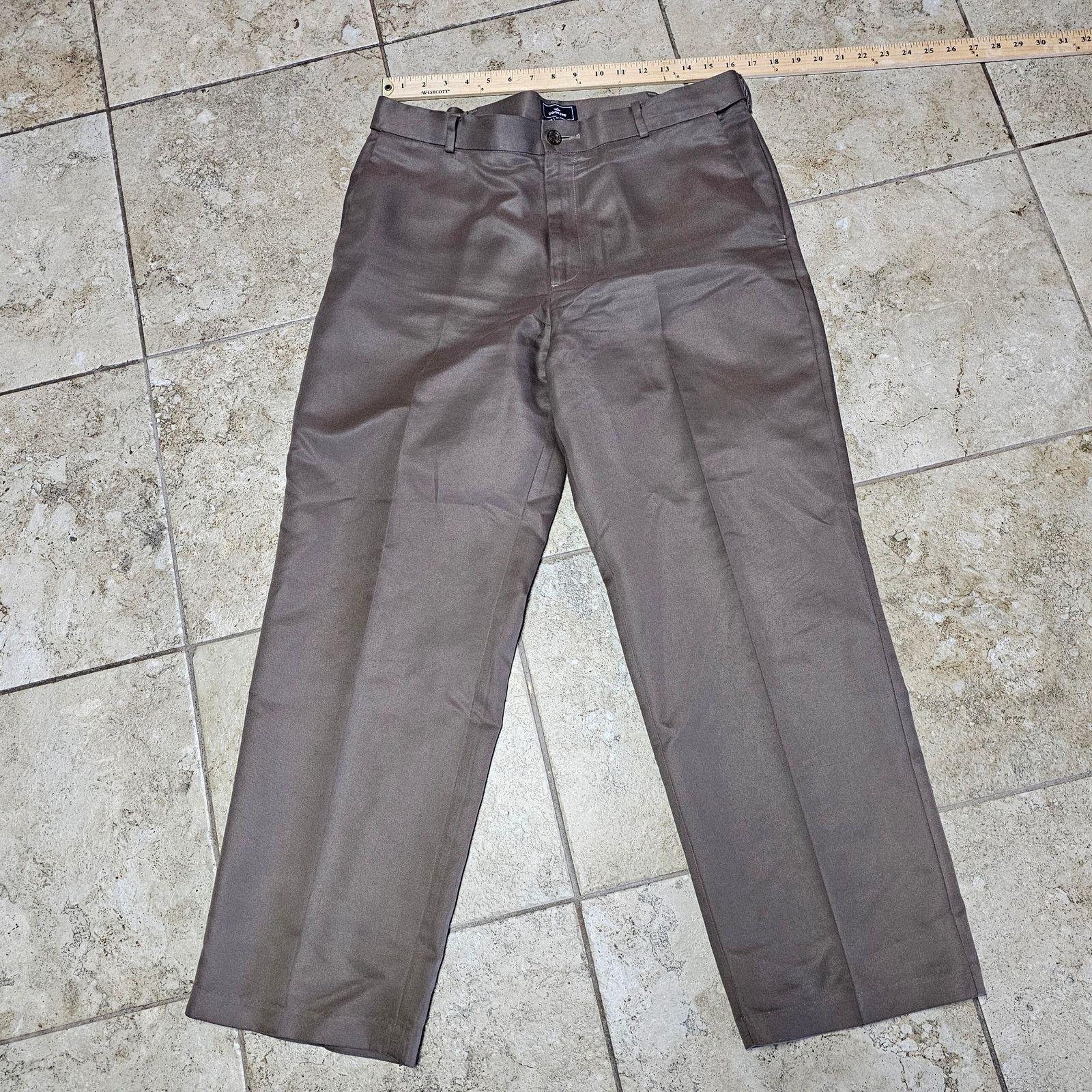 Dockers Men's Dockers D3 Classic Fit Flat Camel Chino Pants 34X 29 Size US 34 / EU 50 - 6 Thumbnail