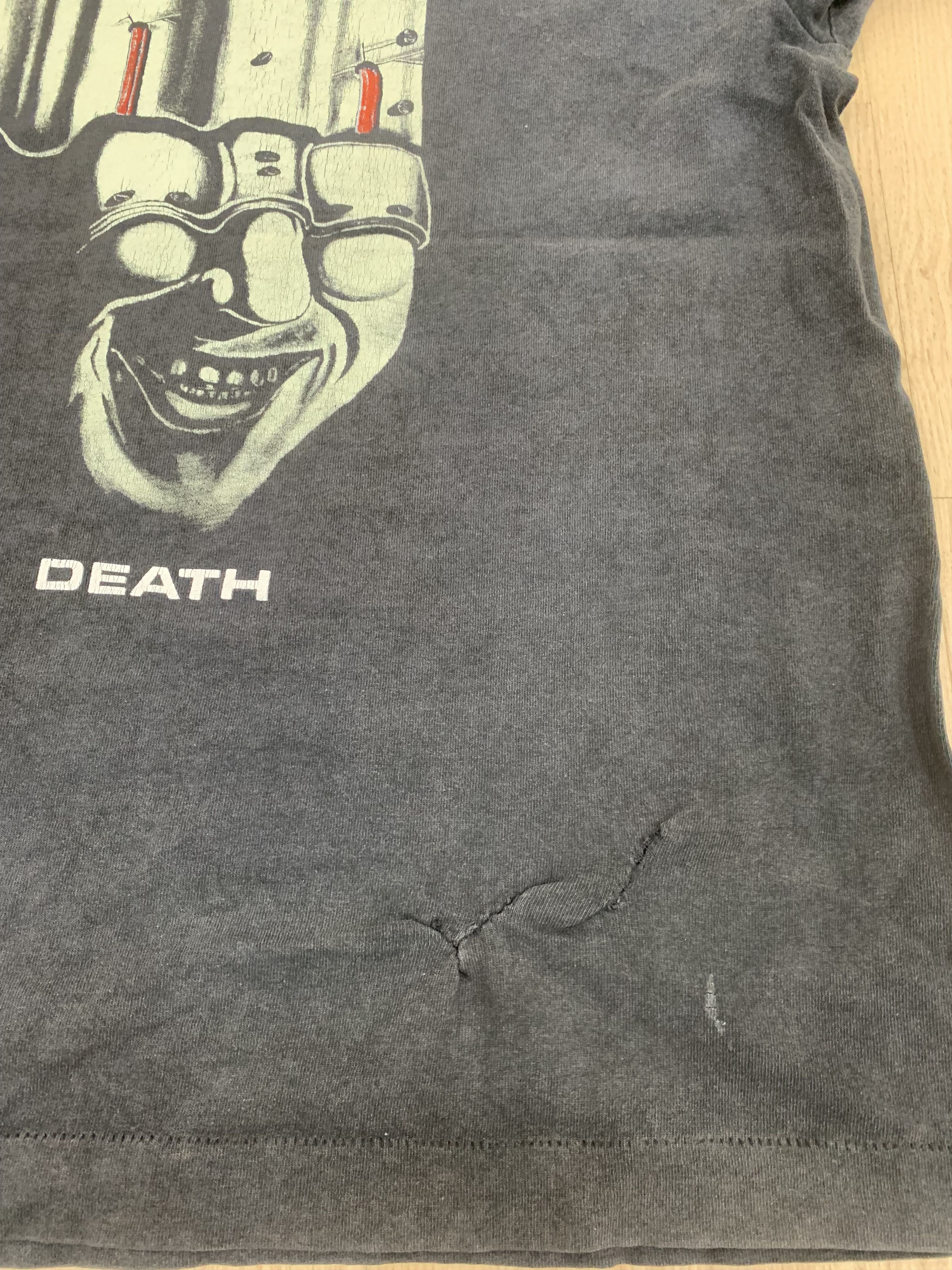 Band Tees VTG BAND THERAPY TOUR SHIRT DEFTONES NIRVANA RADIOHEAD Size US XL / EU 56 / 4 - 2 Thumbnail