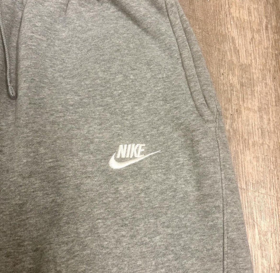 Nike Nike Mens Grey Sweatpants Size L Size US 31 - 2 Thumbnail