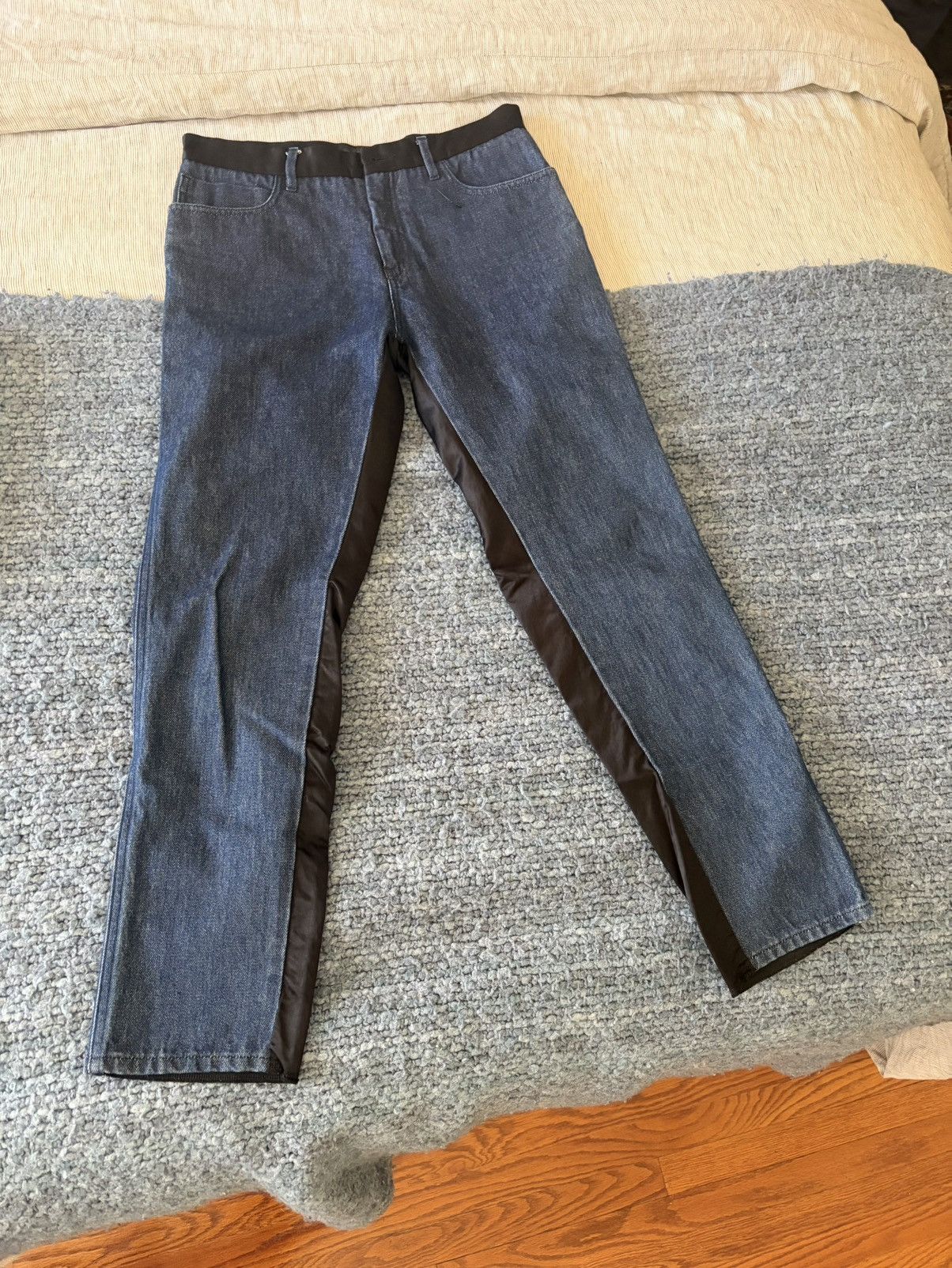MM6 Maison Margiela MM6 Jean / Black Satin Pants Size 28" / US 6 / IT 42 - 1 Thumbnail