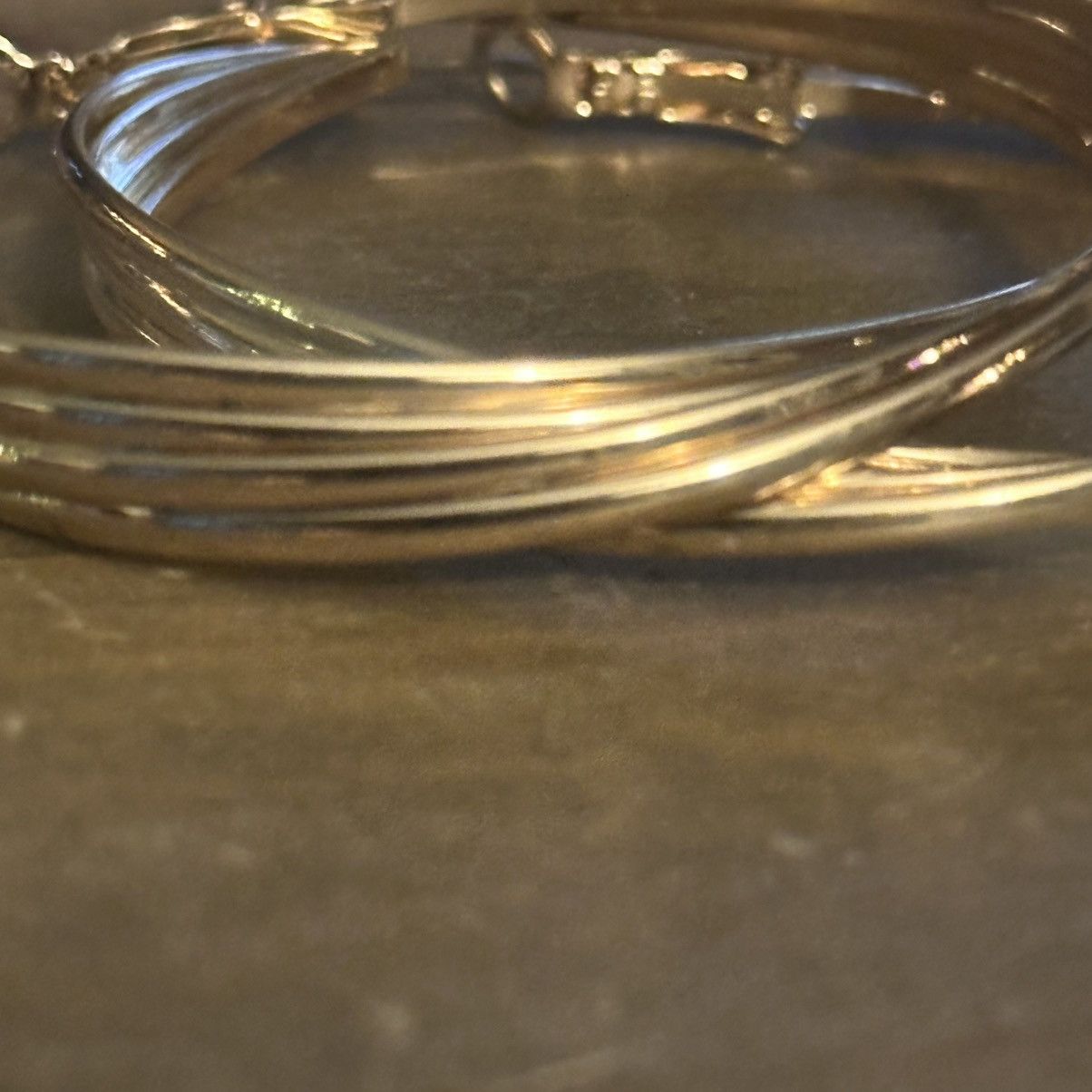 Other Large gold tone layered hoop earrings Size ONE SIZE - 5 Thumbnail