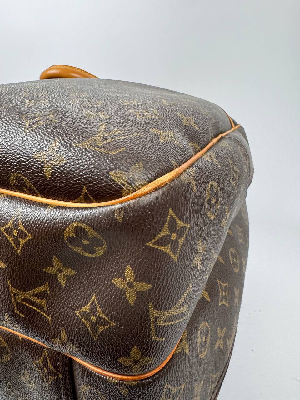 Louis Vuitton Louis Vuitton Alize Monogram Luggage Bag Size ONE SIZE - 12 Thumbnail