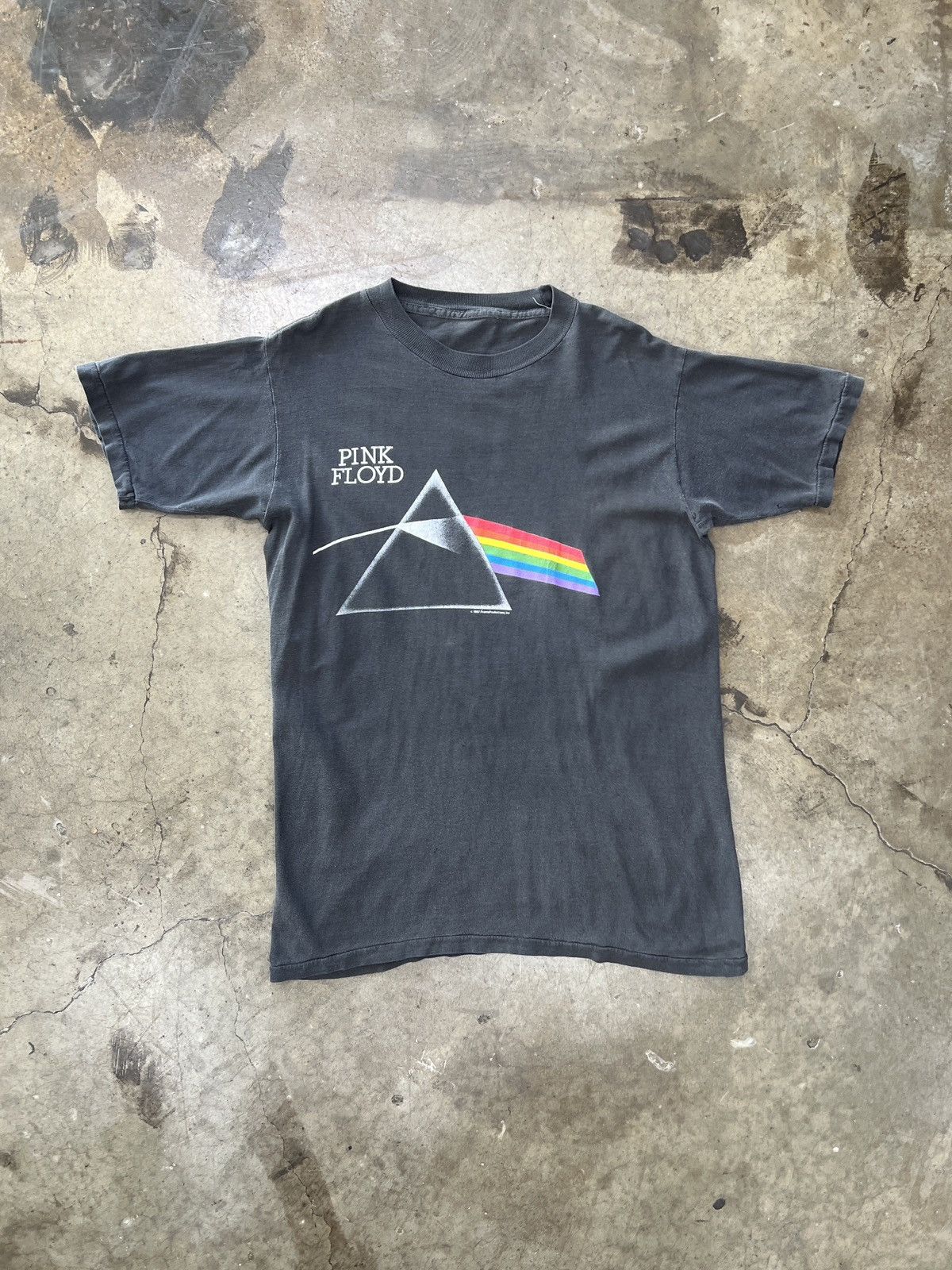 Band Tees Vintage 1987 Pink Floyd Dark Side of the Moon Tour Tee XL Size US XL / EU 56 / 4 - 2 Thumbnail
