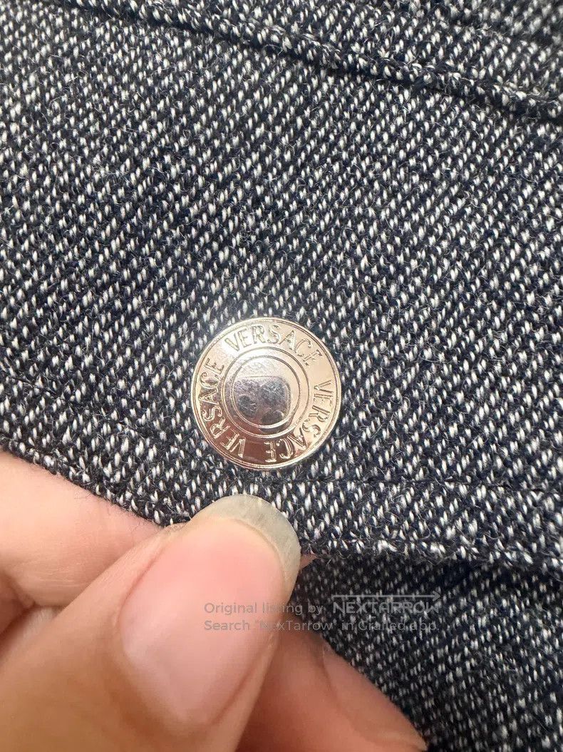 Versace Versace Wool coat top Size M / US 6-8 / IT 42-44 - 2 Thumbnail