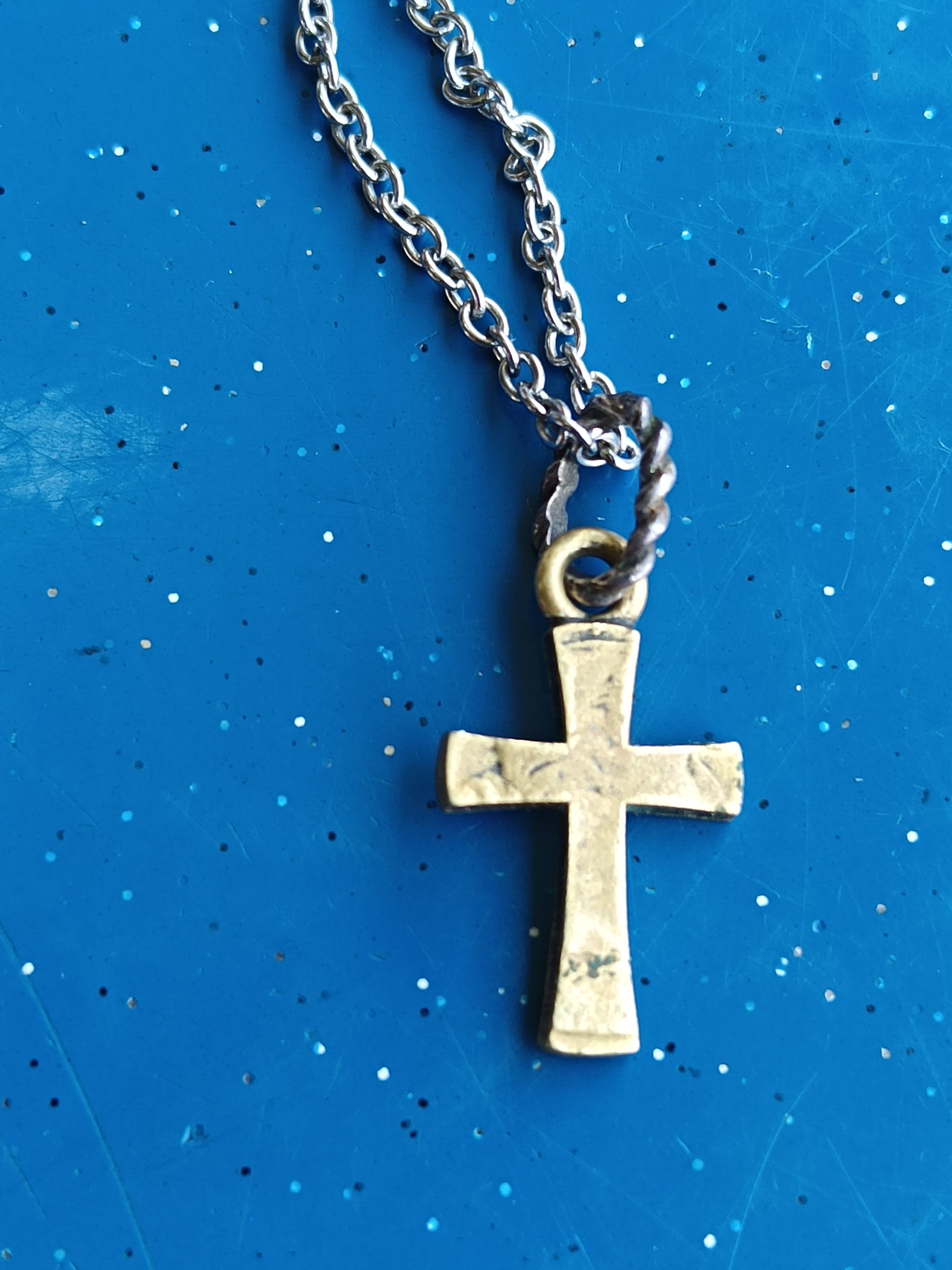 Designer × Other British six Pence Coin with Cross Necklace Size ONE SIZE - 3 Thumbnail