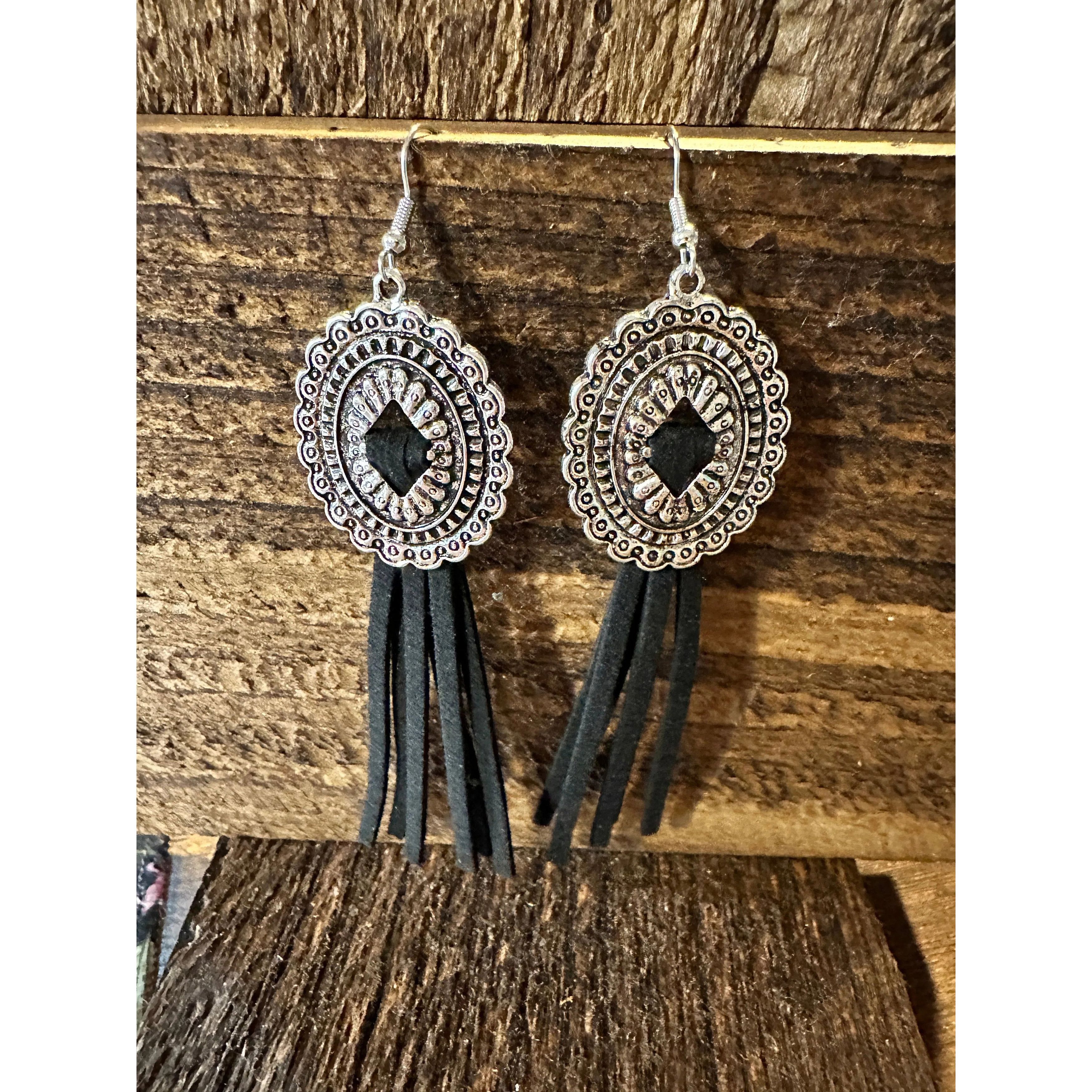 Other Boho Hippie Western Conch Tribal Silver Drop Wire Earrings, Size ONE SIZE - 1 Thumbnail