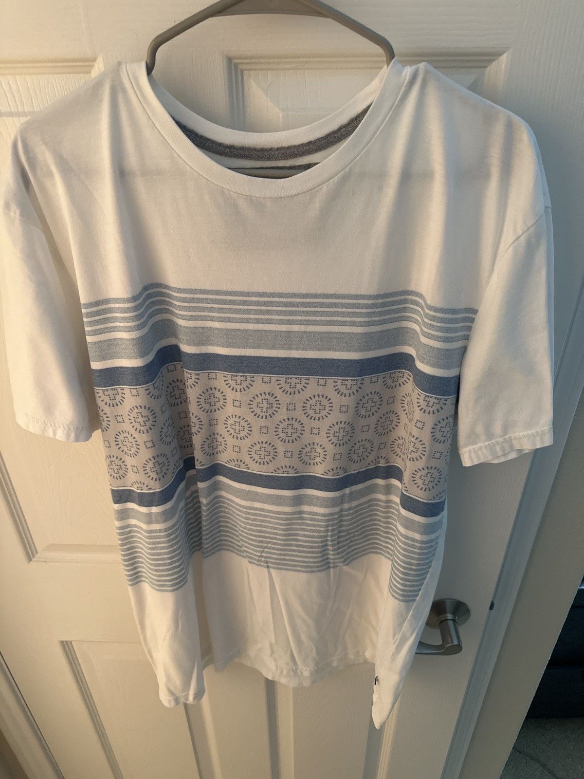 Quiksilver Quiksilver T-shirt Size US XL / EU 56 / 4 - 1 Thumbnail