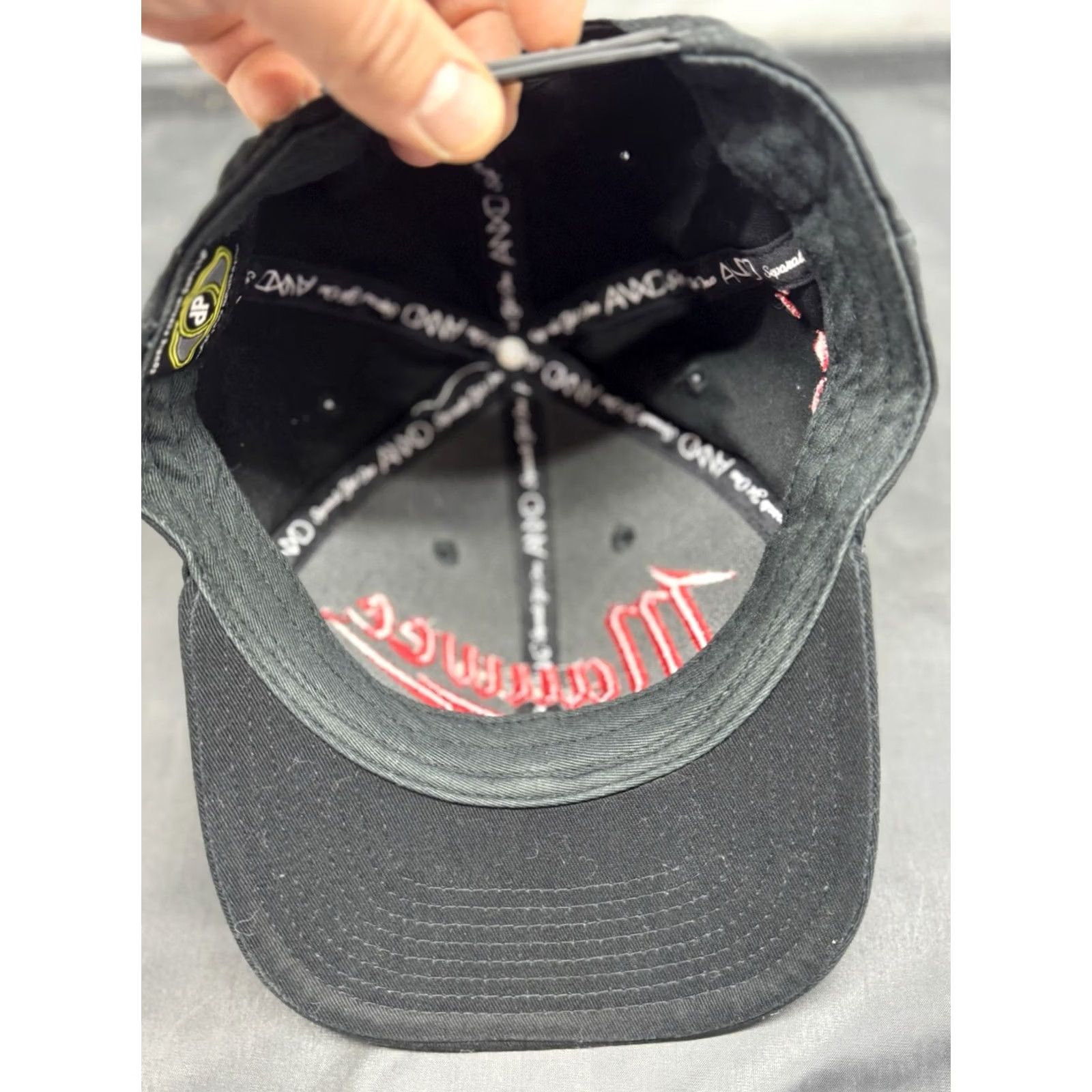 Vintage Maui HI Hat Mauwee Spellout Milwaukee Tools Style Black Red SnapBack OS Men Adjustable Beach USA Size ONE SIZE - 4 Thumbnail