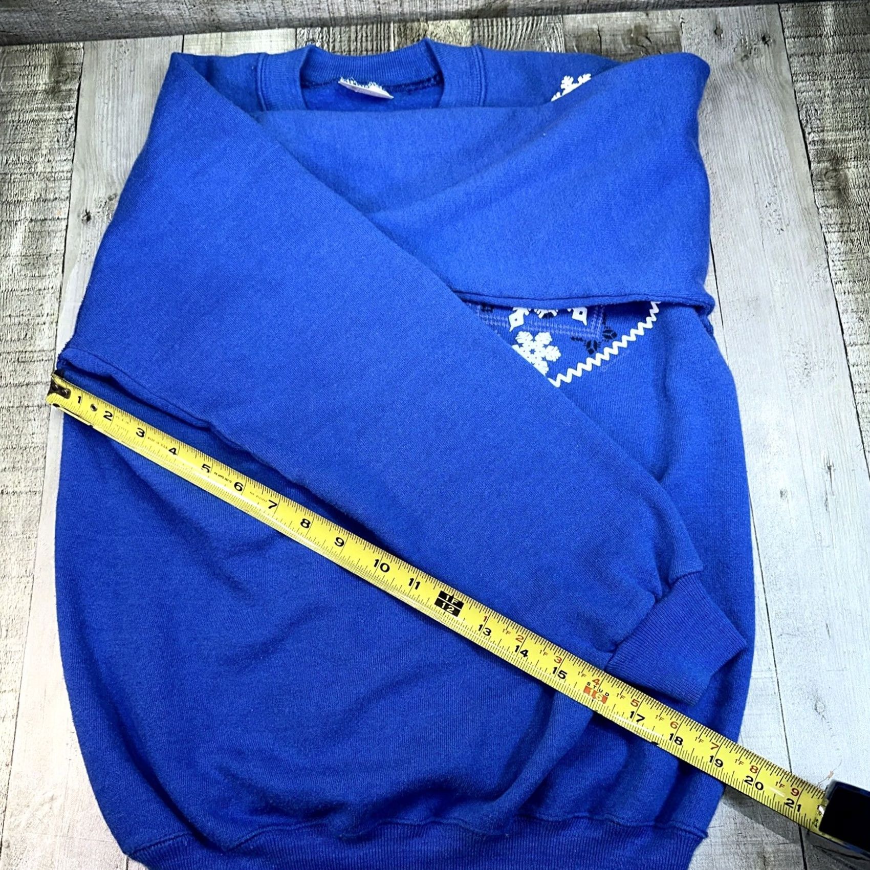 Hanes VINTAGE Hanes Women Sweatshirt Crew Neck Blue 80’s Alaska Snowflakes Bear Pullover M US Made Womens Size M / US 6-8 / IT 42-44 - 7 Thumbnail