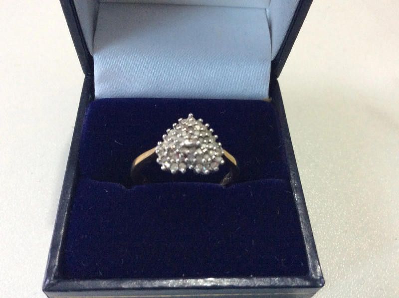 Other 9ct gold ladies diamond ring size O Size ONE SIZE - 2 Thumbnail