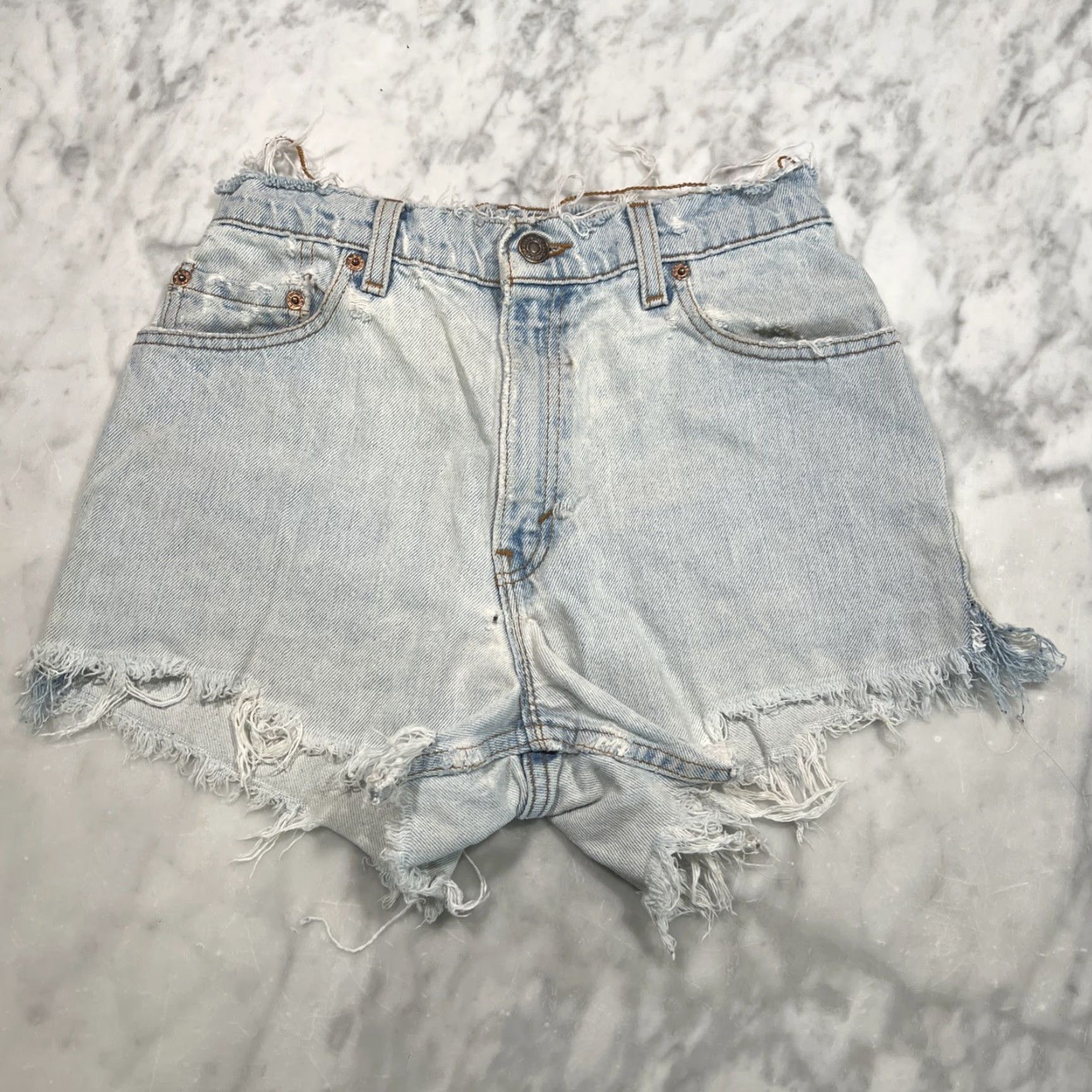 Levi's VINTAGE Levi's Denim Jean Shorts Womens 26 Waist 3” Inseam Daisy Dukes Trashed Denim Shorts Jeans Daisy Duke Cut-Off 60s 70s 80s Womens Size 28" / US 6 / IT 42 - 2 Thumbnail