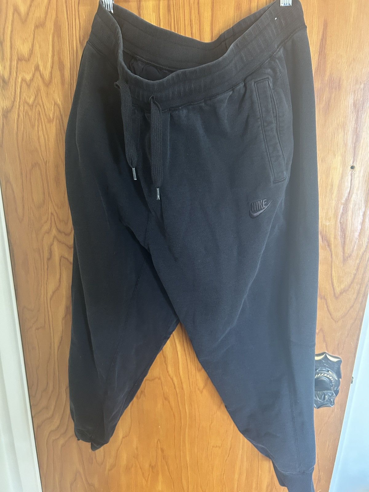 Nike Nike black joggers Size US 36 / EU 52 - 1 Thumbnail
