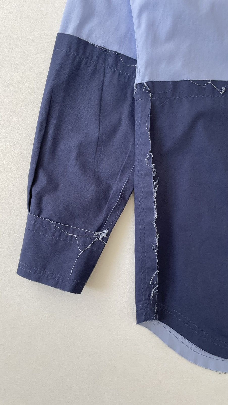 Comme des Garcons ‘Reworked Raw Hem’ Blue Cotton Shirt Size US L / EU 52-54 / 3 - 8 Thumbnail