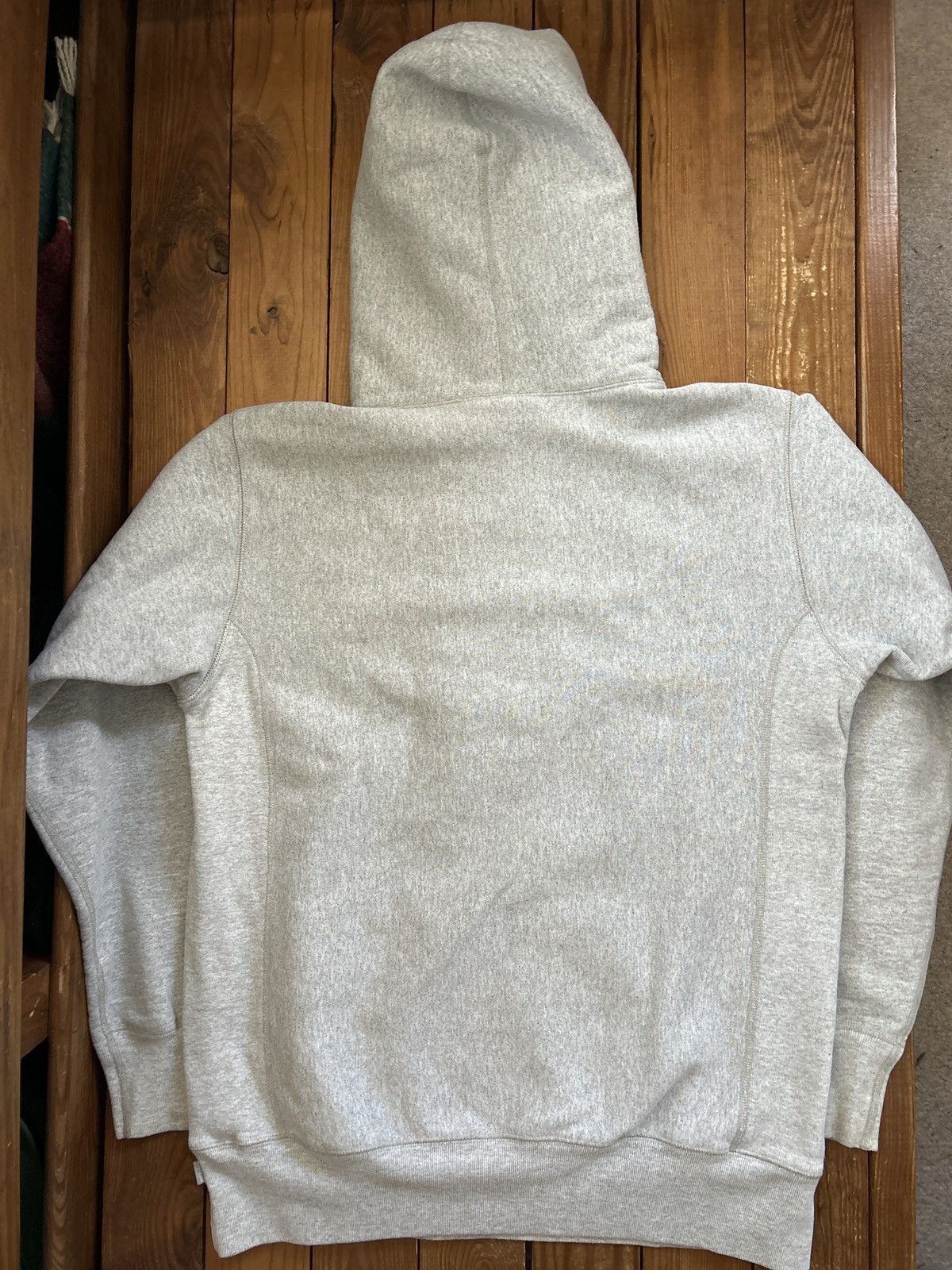 Supreme Vintage Supreme World Famous Grey Blue Hoodie 2004 Size US L / EU 52-54 / 3 - 6 Thumbnail