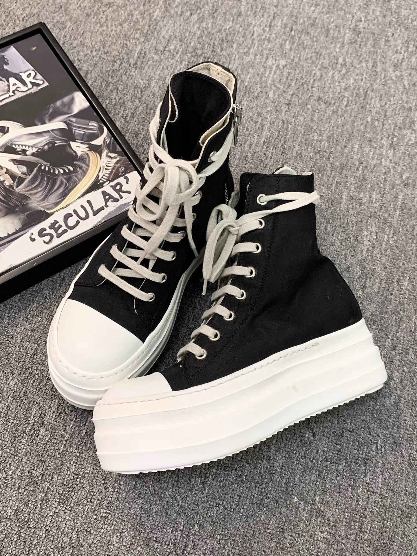 Rick Owens Rick Owens DRKSHDW Double-Layer Sole High-Top Sneakers K34 Size US 6 / IT 36 - 2 Thumbnail