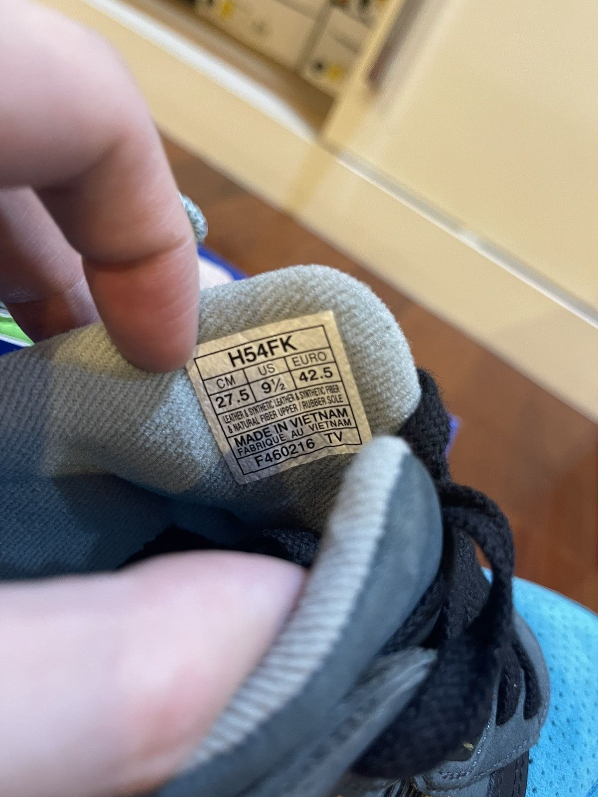 Asics × Kith × Ronnie Fieg New!!! Ronnie Fieg (Kith Founder)x ASICS Gel Lyte 3 Size US 9.5 / EU 42-43 - 19 Thumbnail