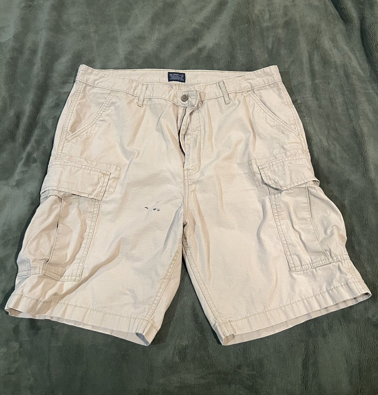 Levi's Levi’s 502 Beige Cargo Shorts - Men’s 38 - Gorpcore/Workwear Size US 38 / EU 54 - 2 Thumbnail