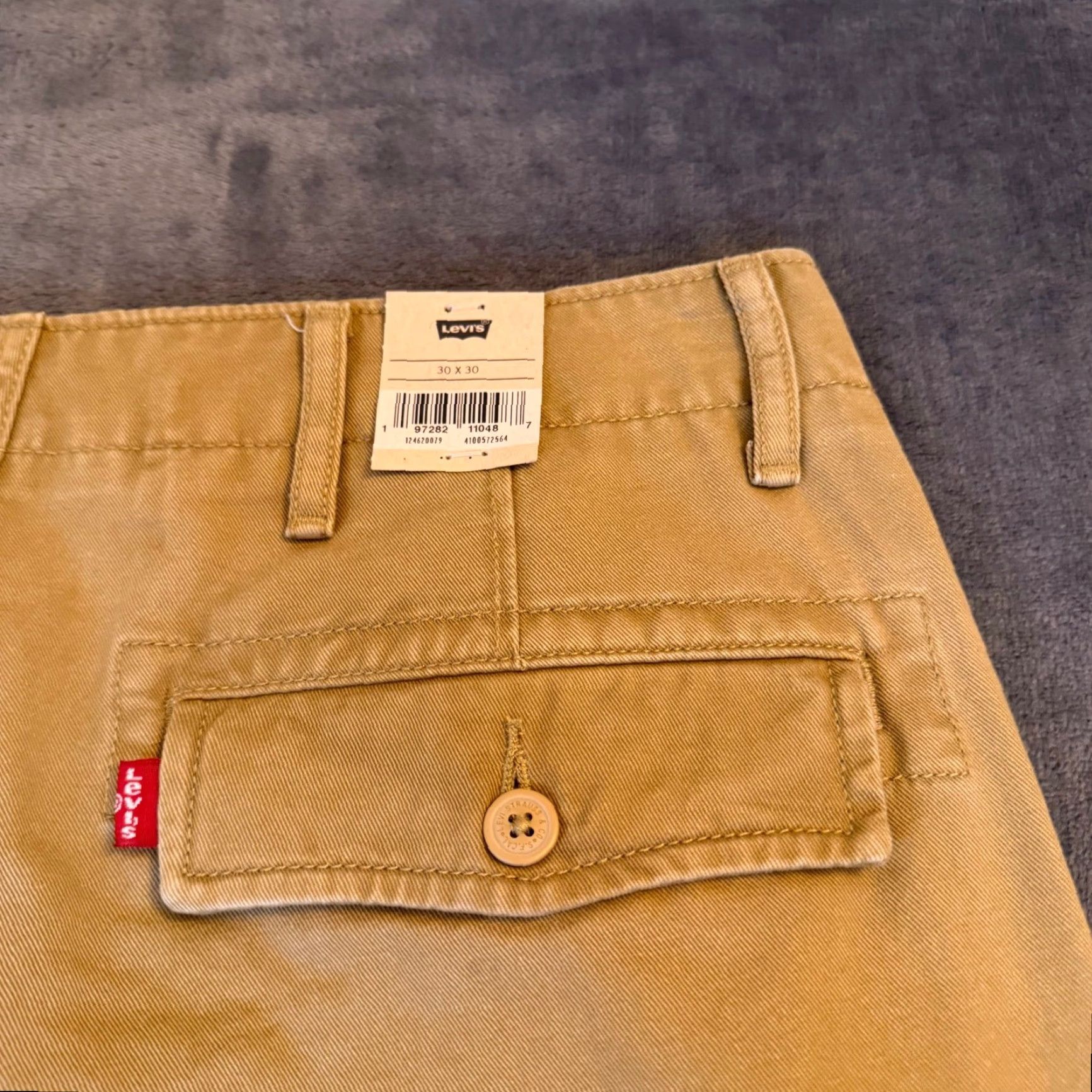 Levi's VINTAGE Levis Ace Cargo Pants Mens 30x30" Tan Khaki Relaxed Tapered Cotton NWT Size US 30 / EU 46 - 3 Thumbnail