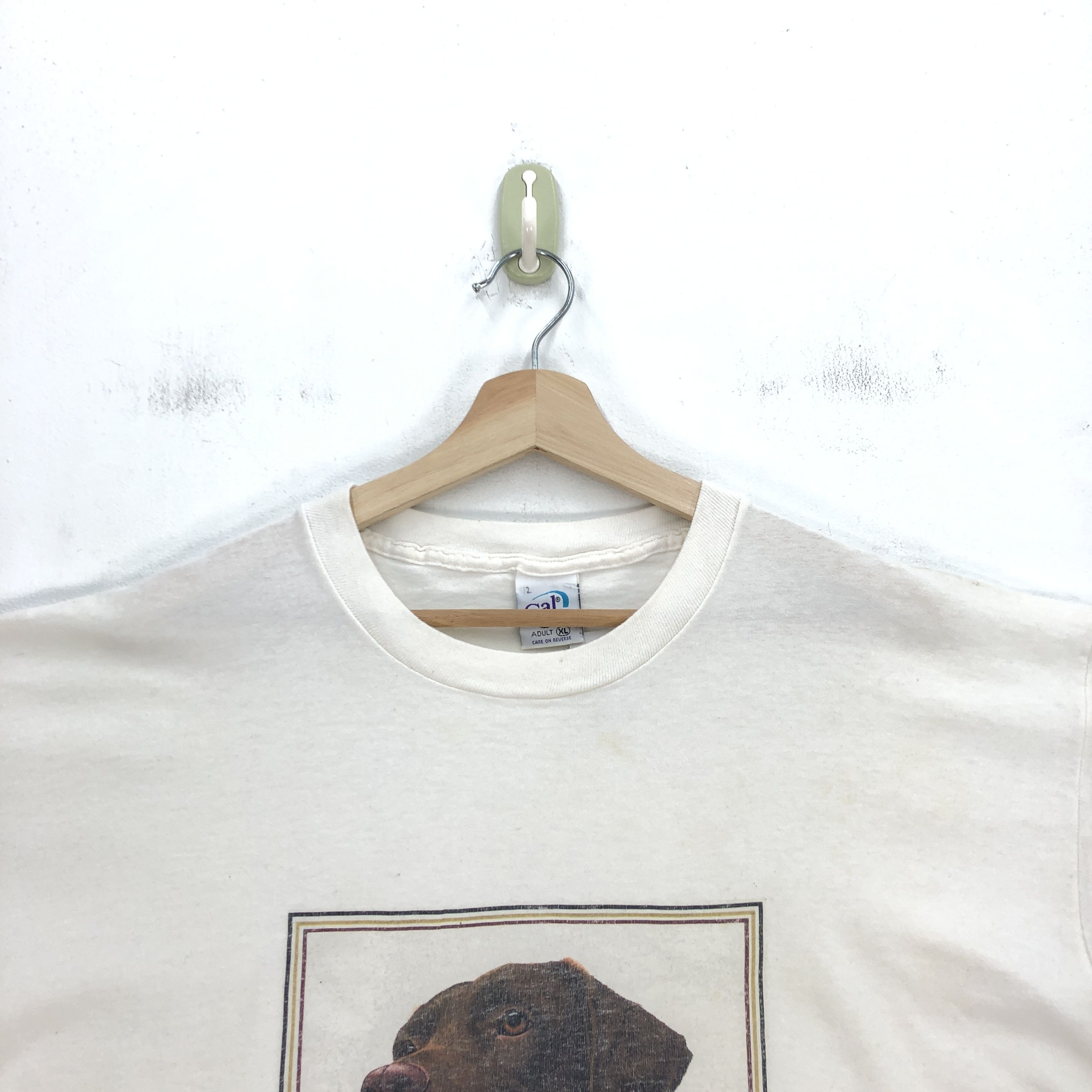 Art Comes First Vintage Robert J. May Chesapeake Bay Retriever Artwork Tee Size US XL / EU 56 / 4 - 3 Thumbnail