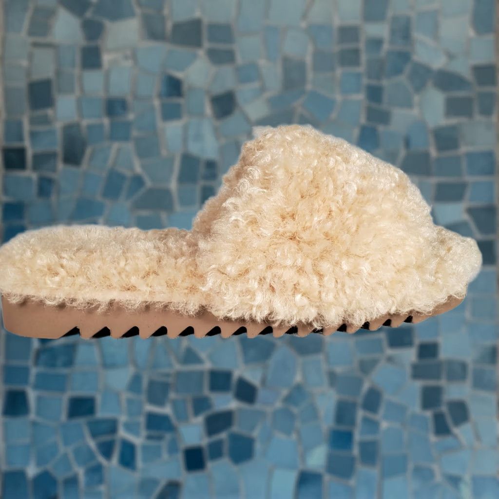 Rag & Bone rag & bone Eira Sandals Faux Fur Shearling Flat Slides Ivory Women US 7 New Size US 7 / IT 37 - 1 Thumbnail