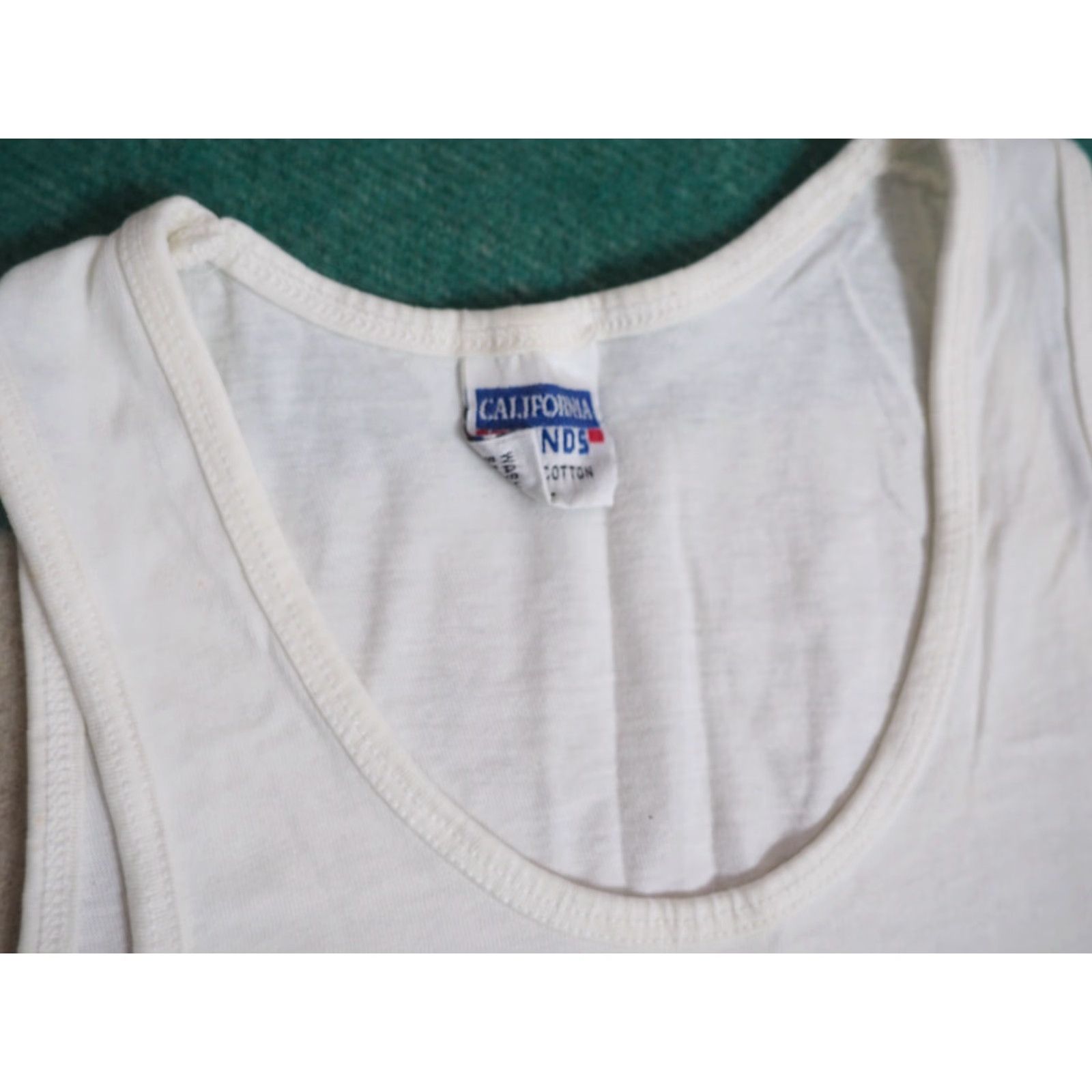 Vintage VINTAGE California Yacht Club Cruise Beach White Tank Top Tee T-Shirt Mens L Size US L / EU 52-54 / 3 - 4 Thumbnail