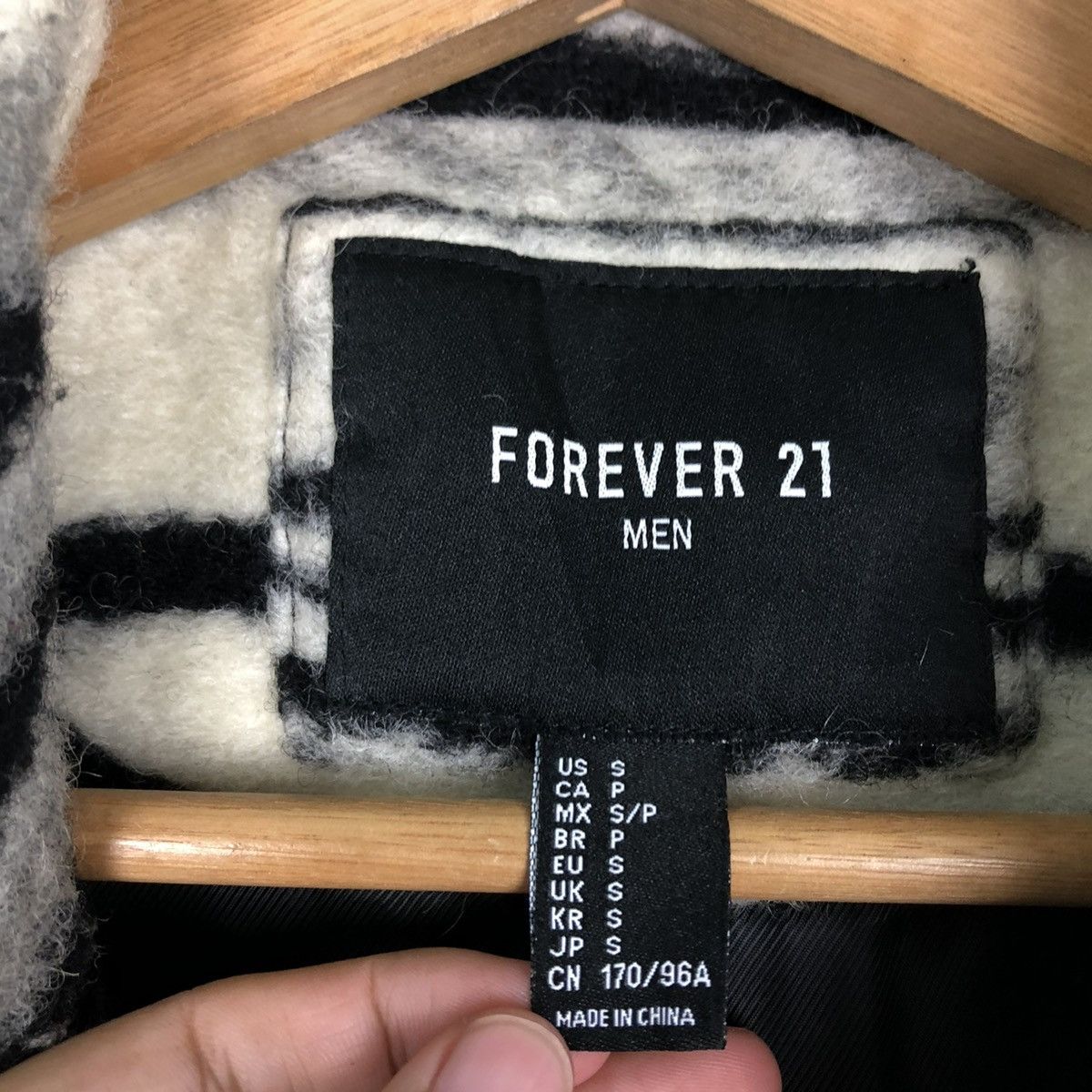 Japanese Brand 💥90’s Wool Navajo Aztec Jacket Forever21 Issey Miyake Japan Size US S / EU 44-46 / 1 - 13 Thumbnail