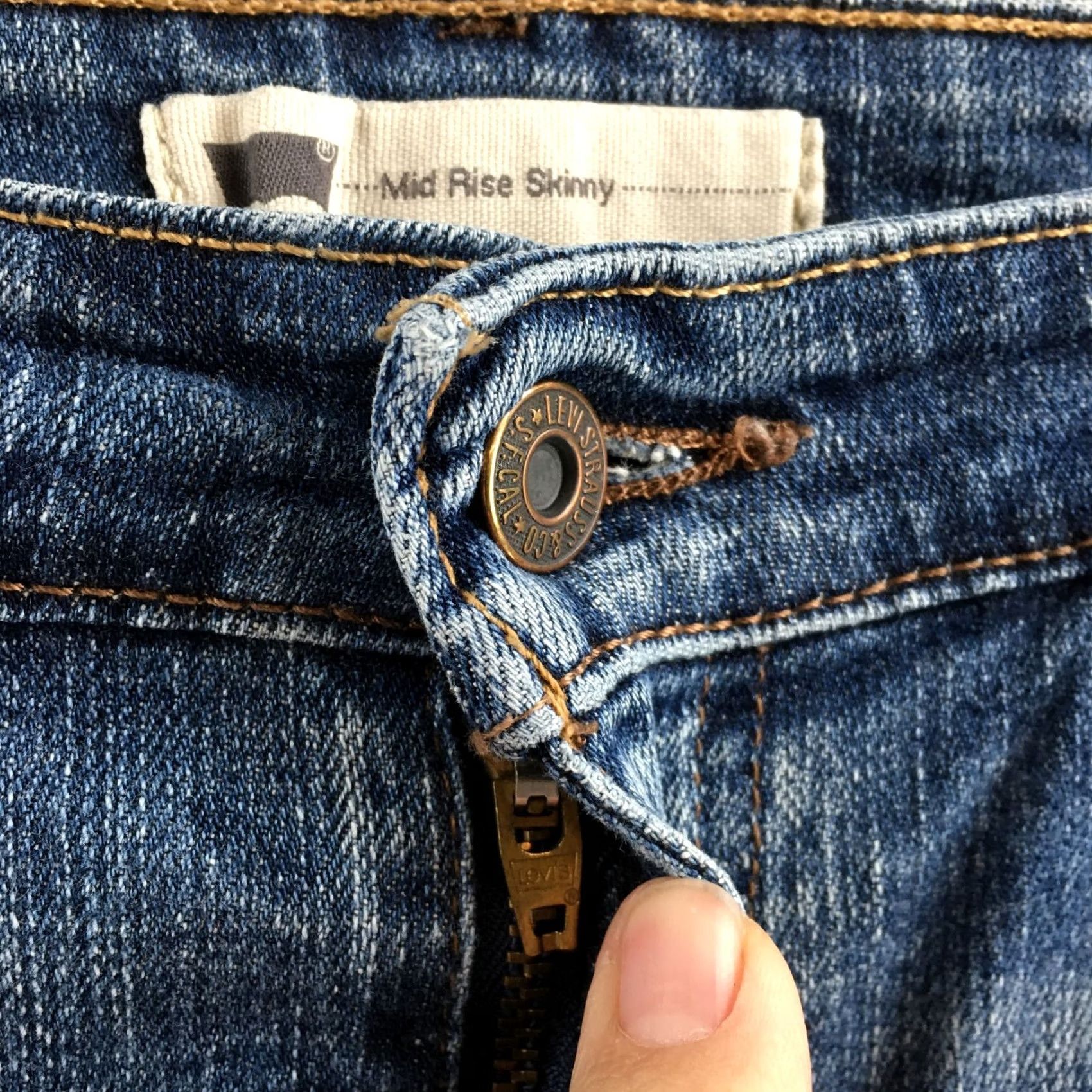 Levi's Levi's Mid Rise Skinny Jeans Womens 6M Blue Zip Fly Stretch Regular Fit Denim Jeans Size 28" / US 6 / IT 42 - 5 Thumbnail