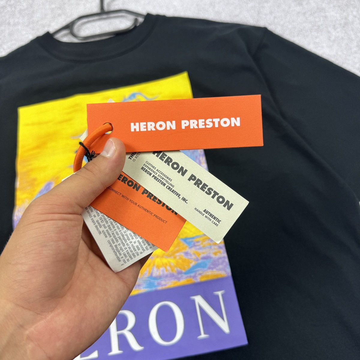 Heron Preston Women’s HERON PRESTON Delphin Print Black New t-shirt Size M Size M / US 6-8 / IT 42-44 - 11 Thumbnail