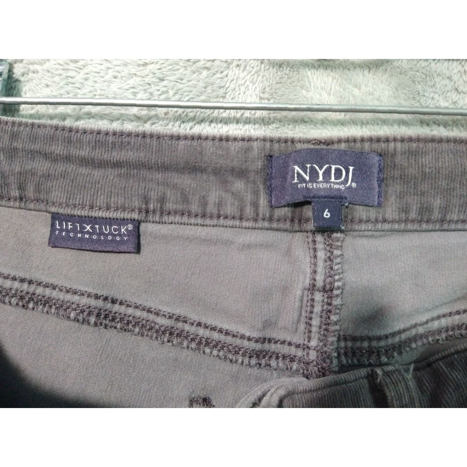 NYDJ NYDJ Pants Womens 6 Gray Corduroy Mid Rise Stretch Girlfriend Chino Size 28" / US 6 / IT 42 - 7 Thumbnail