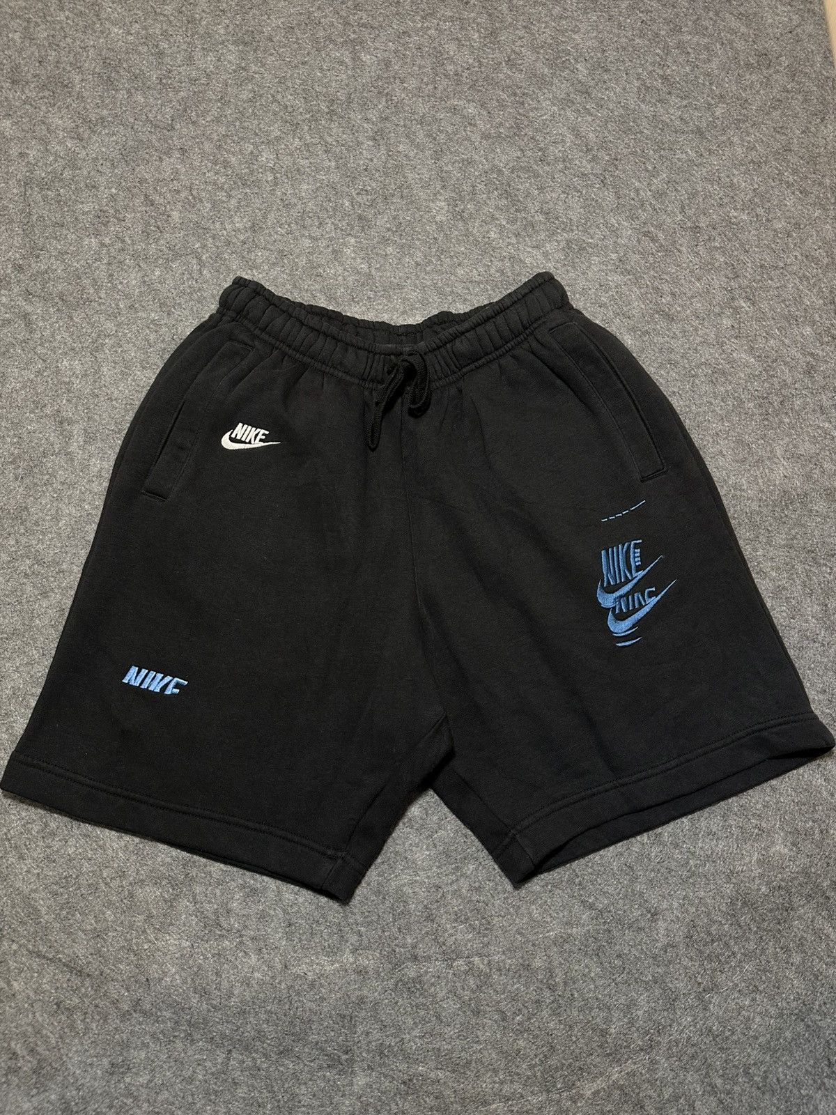 Nike Nike Sportswear Sport Essentials+ French Terry Shorts. Size US 28 / EU 44 - 1 Thumbnail