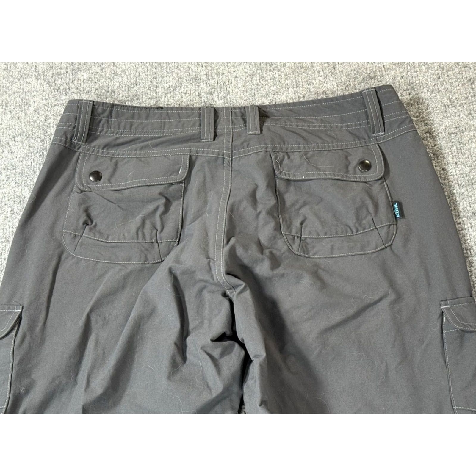 Vintage Kuhl Pants Womens 10 Gray Cargo Pockets Hiking Pants Straight Roll Up Leg Size 32" / US 10 / IT 46 - 2 Thumbnail