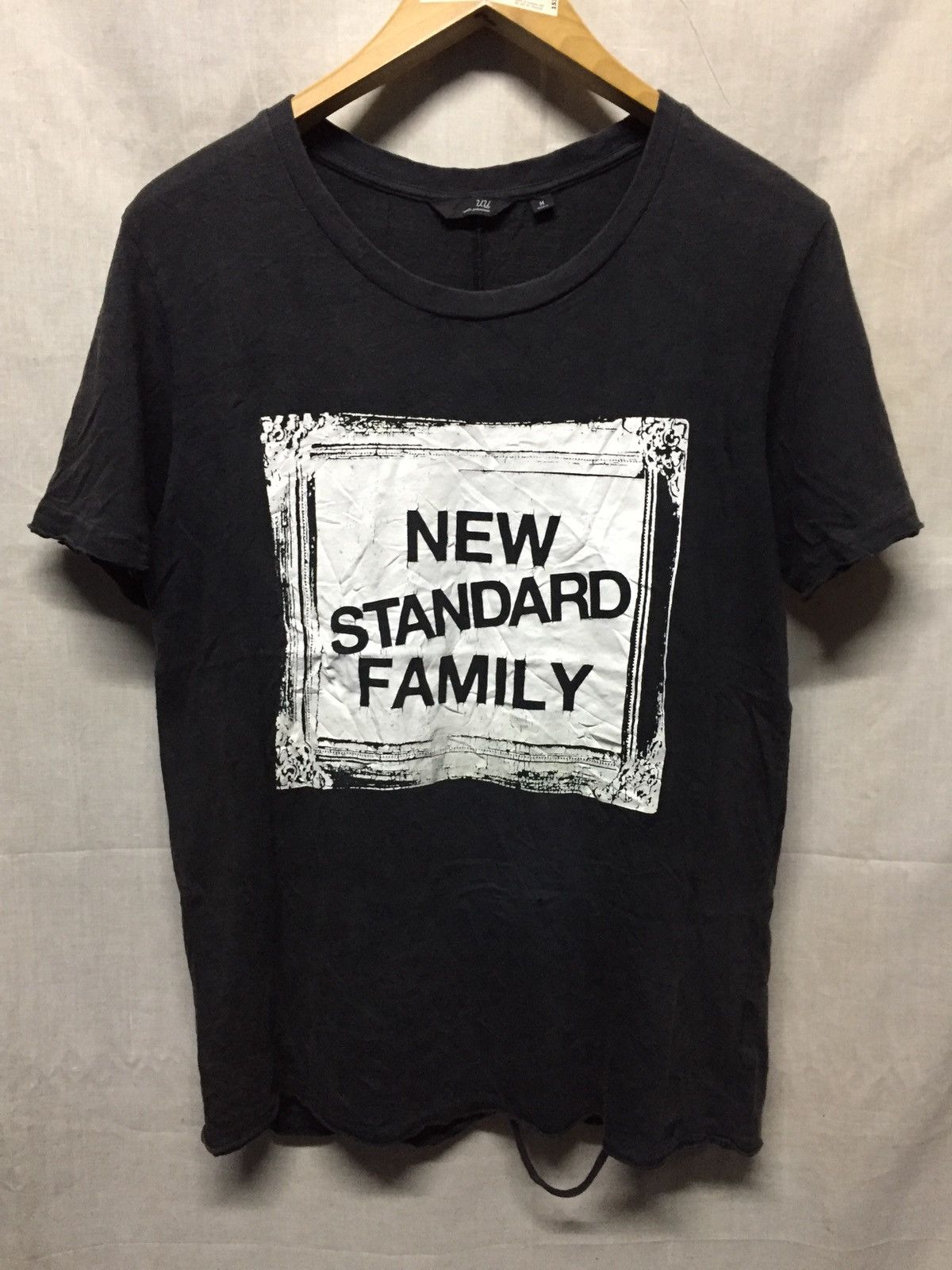 Undercover × Uniqlo Uniqlo Undercover Thrashed Distressed Punk Tee Size US M / EU 48-50 / 2 - 1 Thumbnail