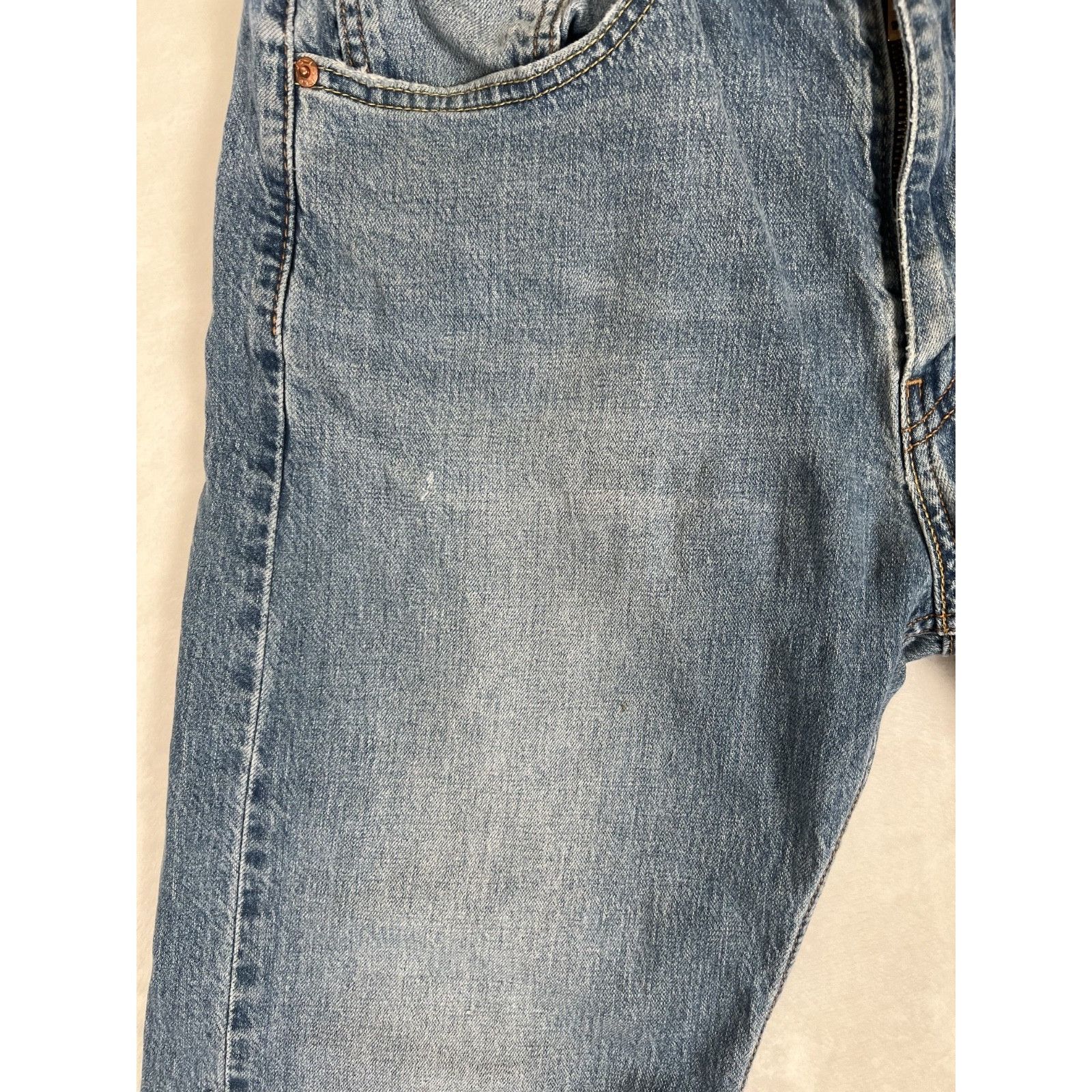 Levi's Levis 505 Jeans Mens 32x30 Blue Denim Regular Straight Mediu Size US 32 / EU 48 - 2 Thumbnail
