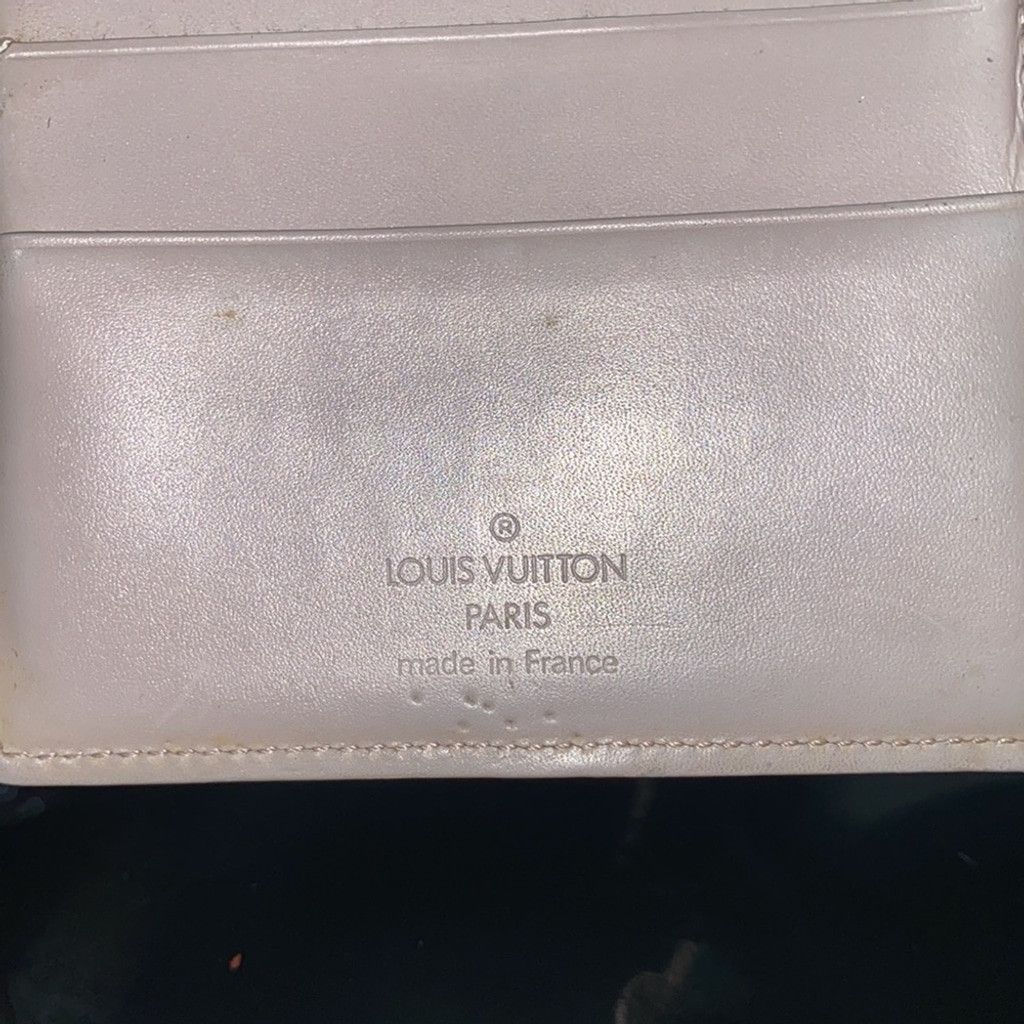 Louis Vuitton Authentic Louis Vuitton Epi Wallet Size ONE SIZE - 7 Thumbnail