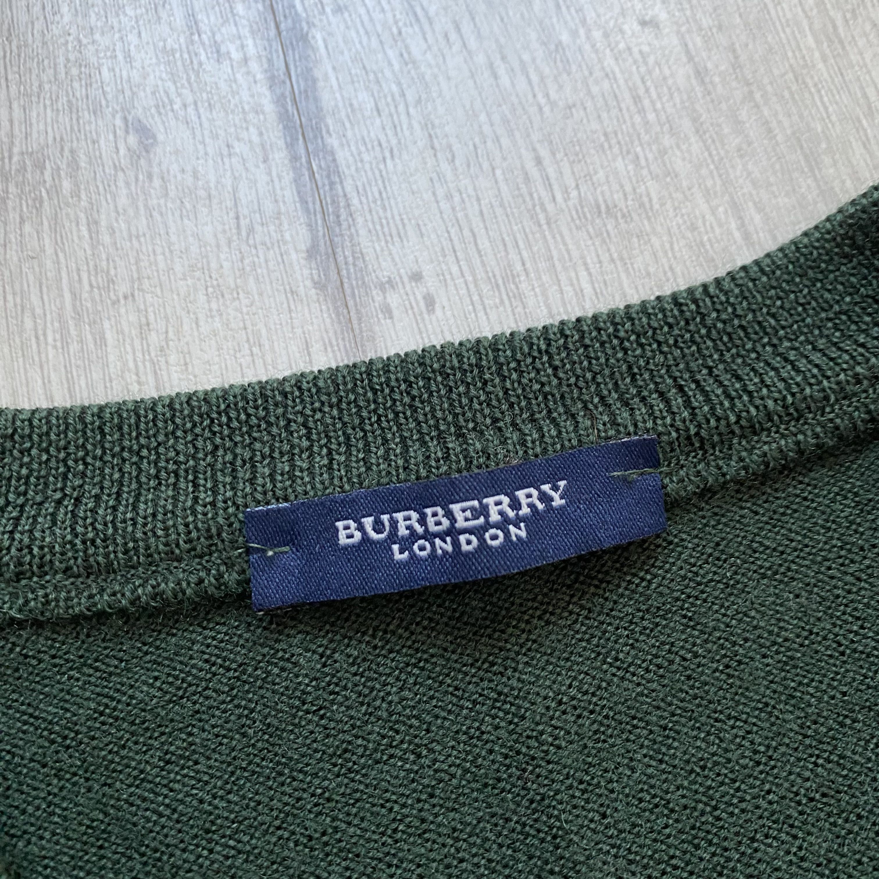 Burberry 🔥 Vintage 80s Burberry V-neck Wool Sweater Basic Mini Logo Size US L / EU 52-54 / 3 - 2 Thumbnail