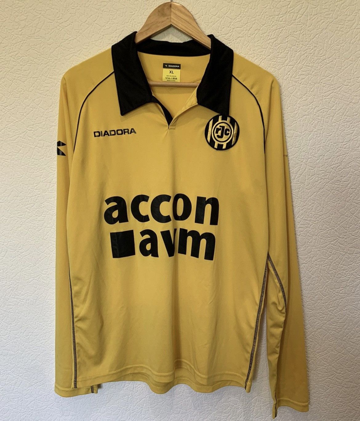 Diadora × Vintage RODA JC DIADORA 2010/2011 HOME KIT SOCCER JERSEY LONGSLEEVE Size US XL / EU 56 / 4 - 1 Thumbnail