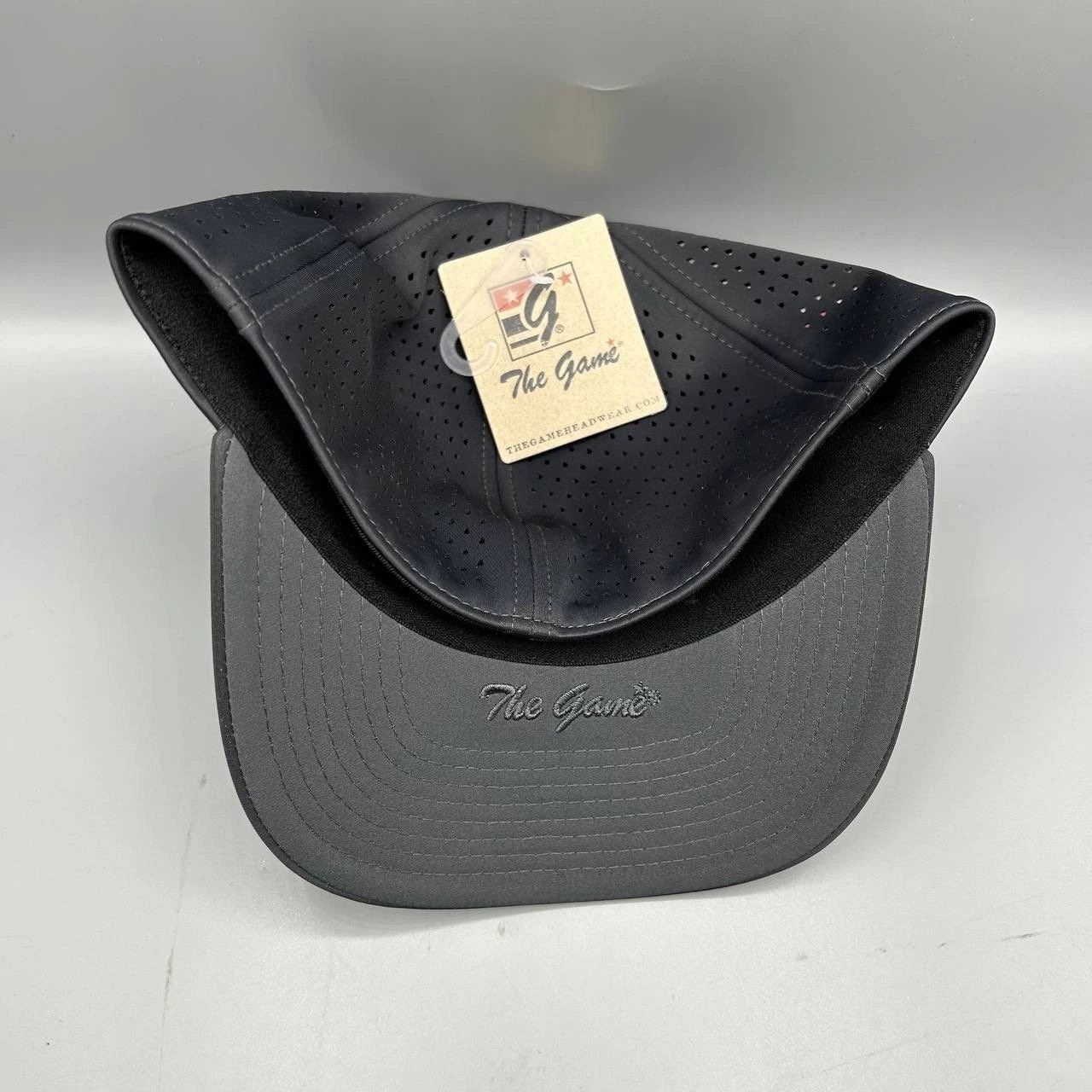 The Game Yellowstone National Park Hat Men L-XL Black Stretch Fitted Size ONE SIZE - 8 Thumbnail