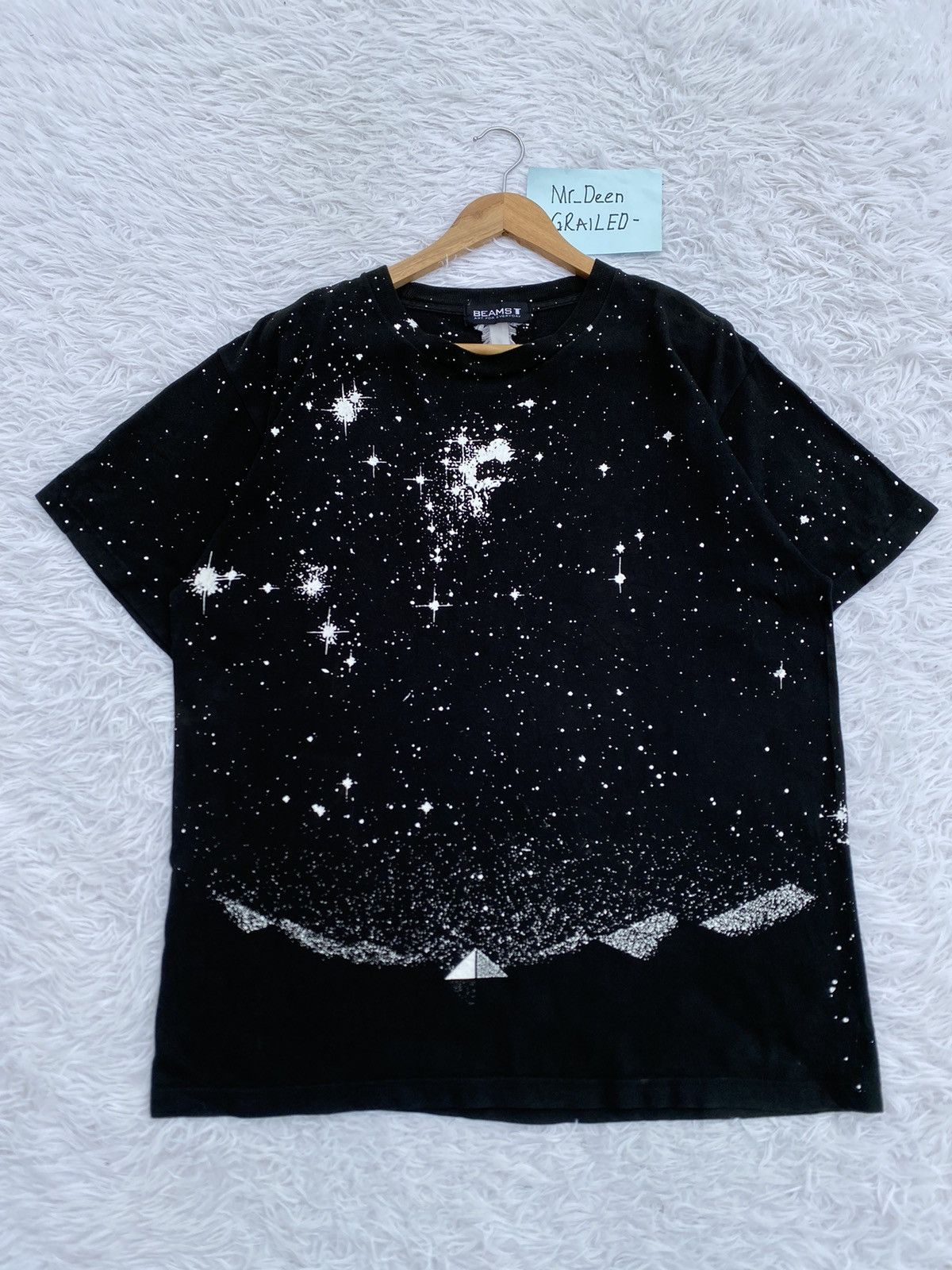 Beams Plus Rare Beams Japanese Brand Painted Art Design Tshirt Size US L / EU 52-54 / 3 - 1 Thumbnail