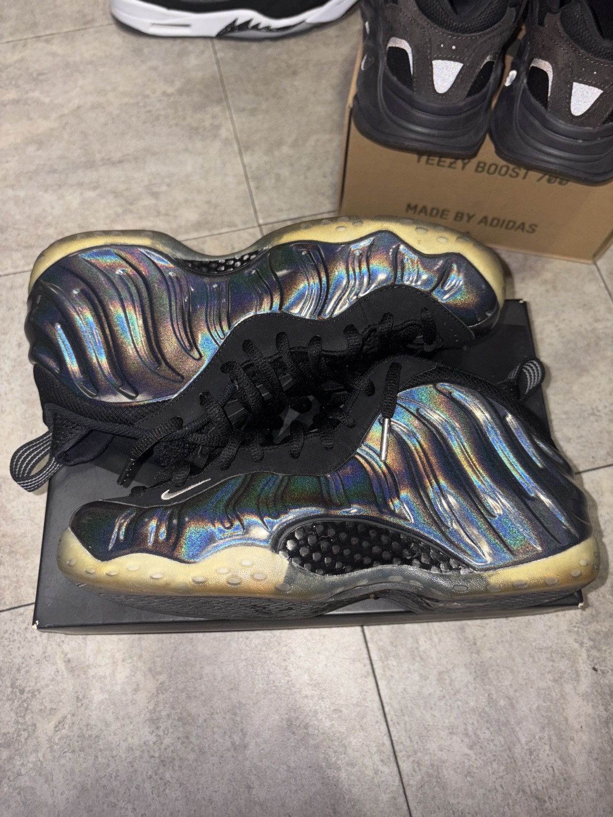 Nike Foamposite One “Hologram” Size US 8.5 / EU 41-42 - 4 Thumbnail