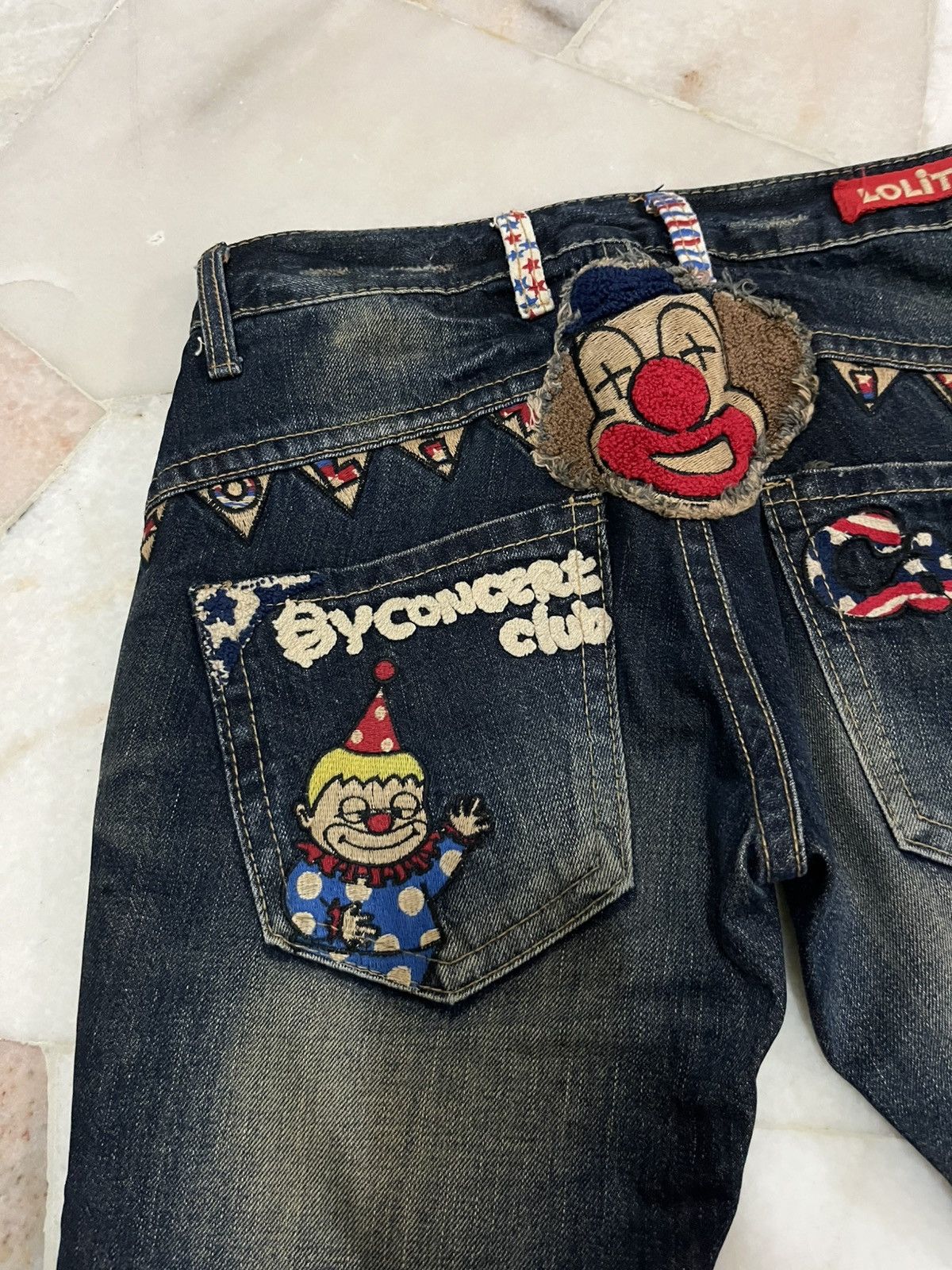 Japanese Brand Yoshitomo Nara Lolita Denim Jeans Size US 30 / EU 46 - 7 Thumbnail