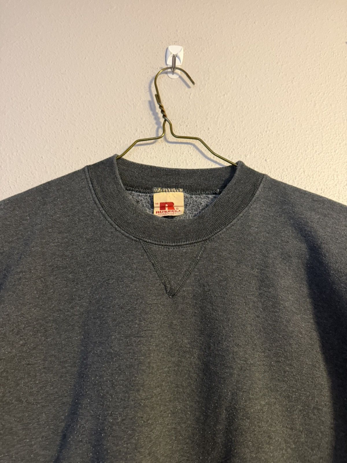 Russell Athletic 70s dark gray blank crewneck sweatshirt made in usa Size US M / EU 48-50 / 2 - 2 Thumbnail
