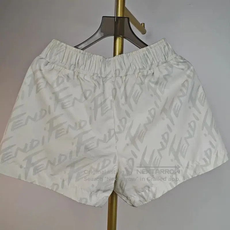 Fendi Fendi Summer Beige Shorts for Women . Size 23" - 4 Thumbnail